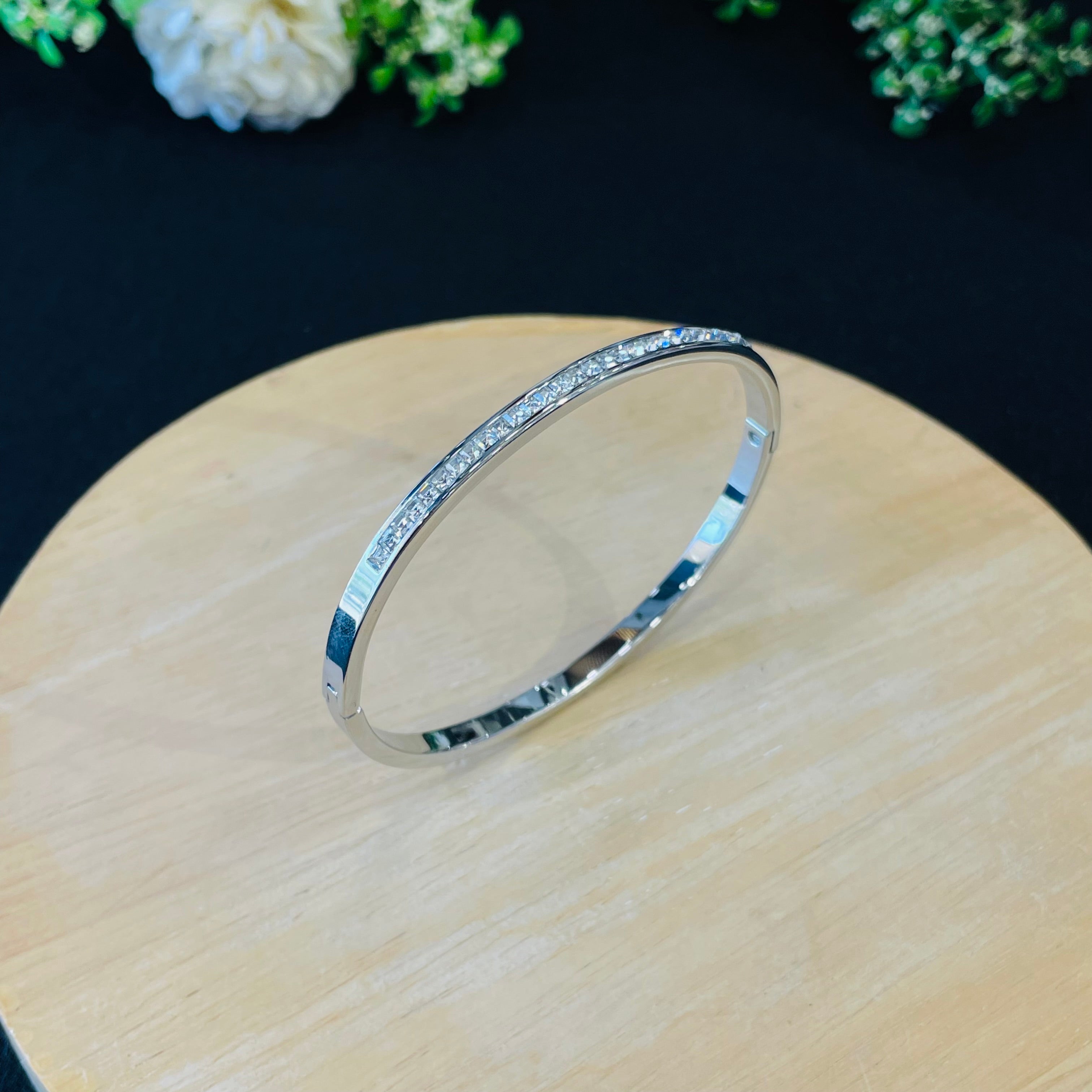 Layla Viral Bracelet 01