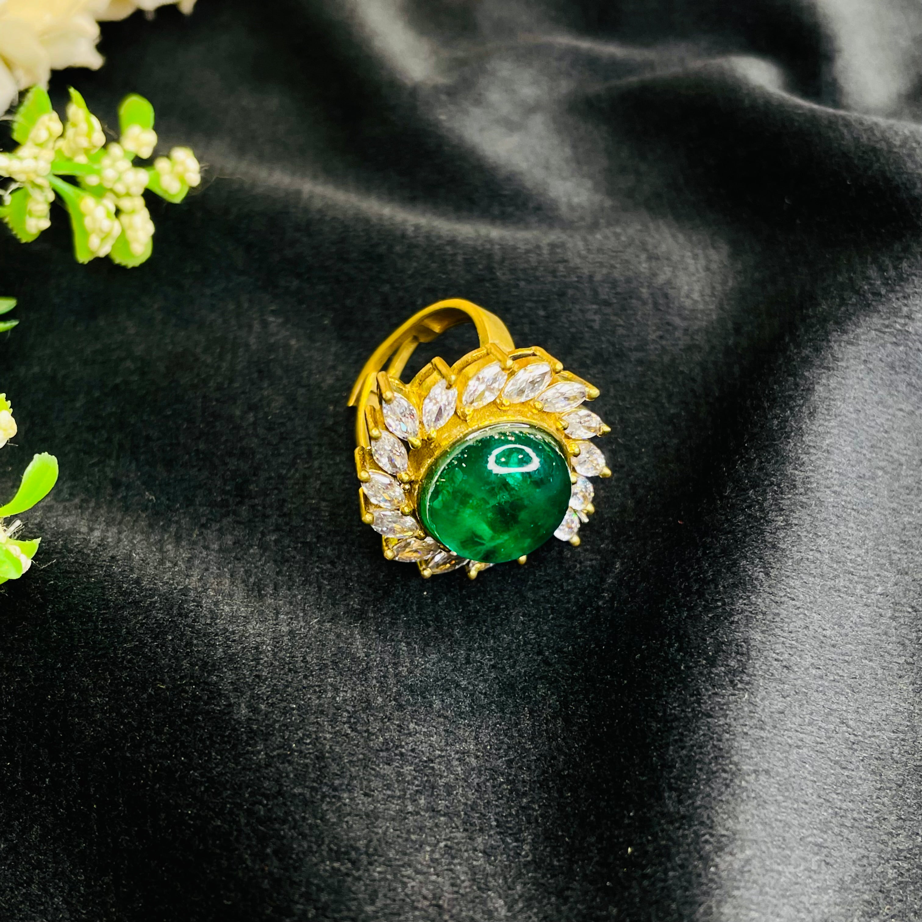 Nayaab jesi Polki Pendant