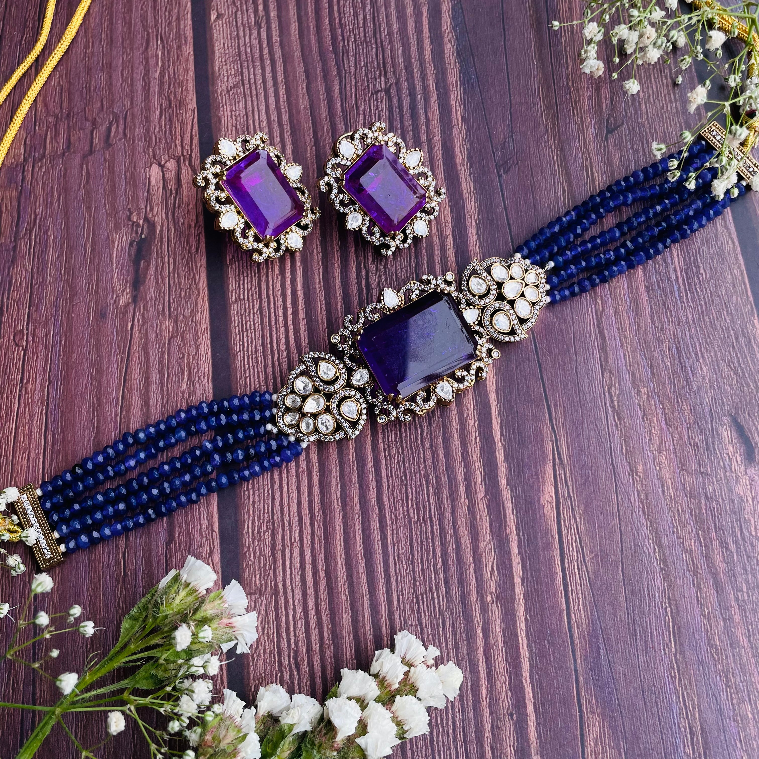 Nayaab Ruhani Choker