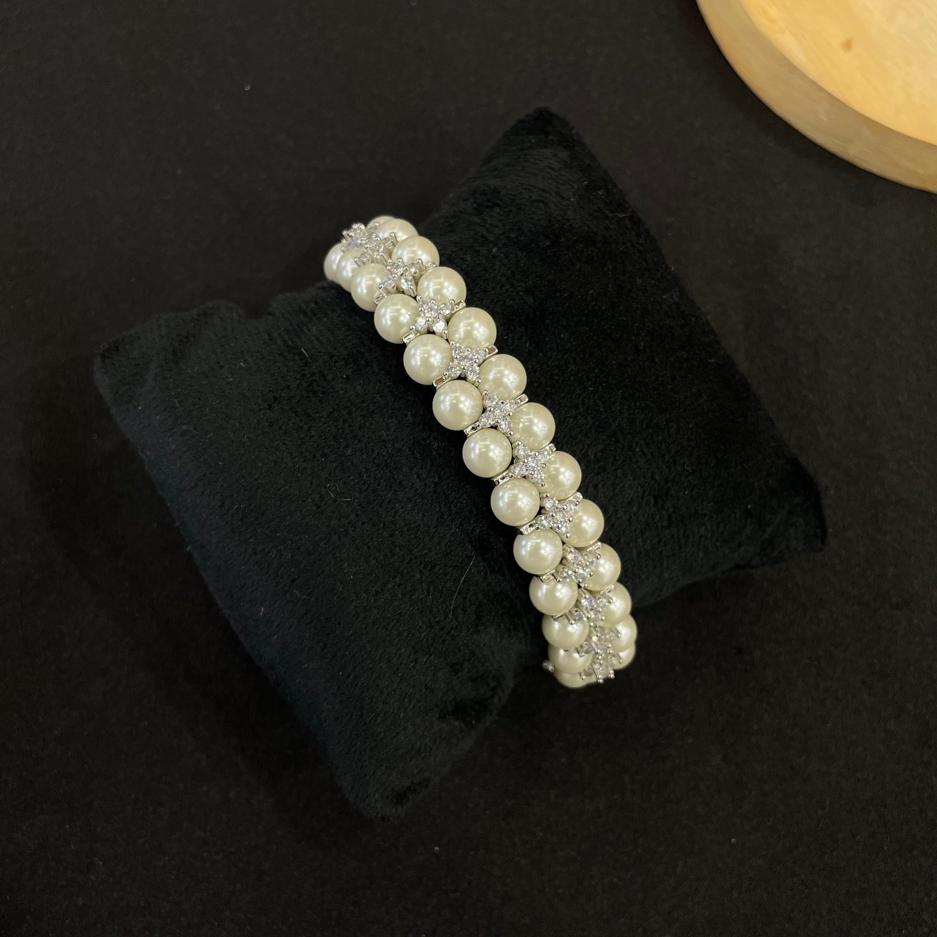 Ad Ariana Pearl Bracelet