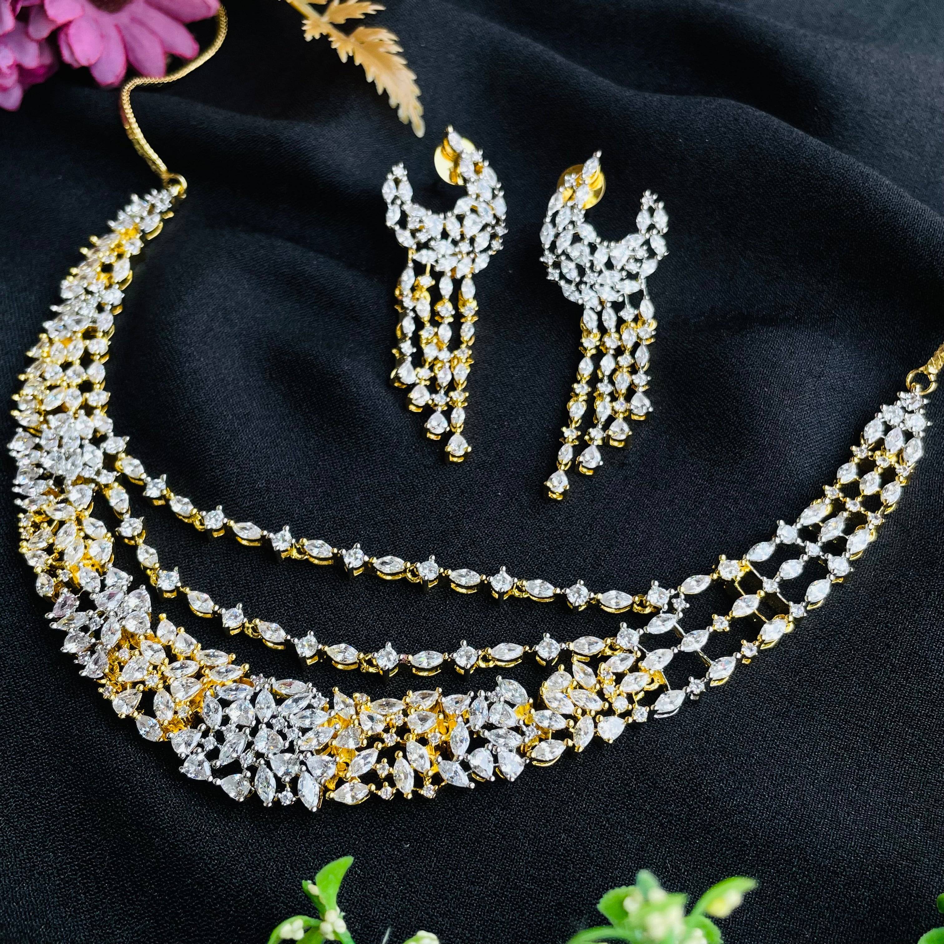 Ad Rusi Neckpiece