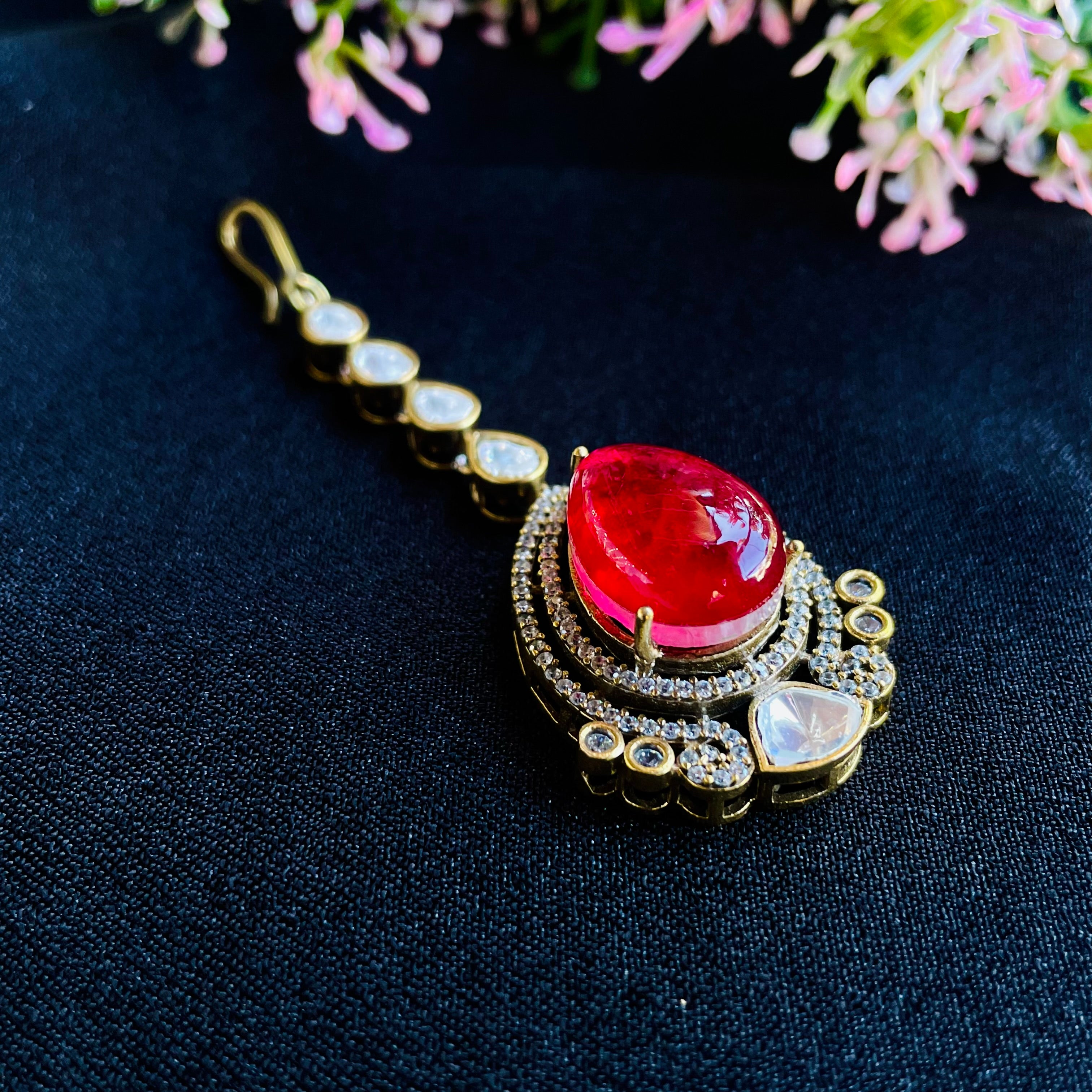 Nayaab Zaveri Polki Tikka