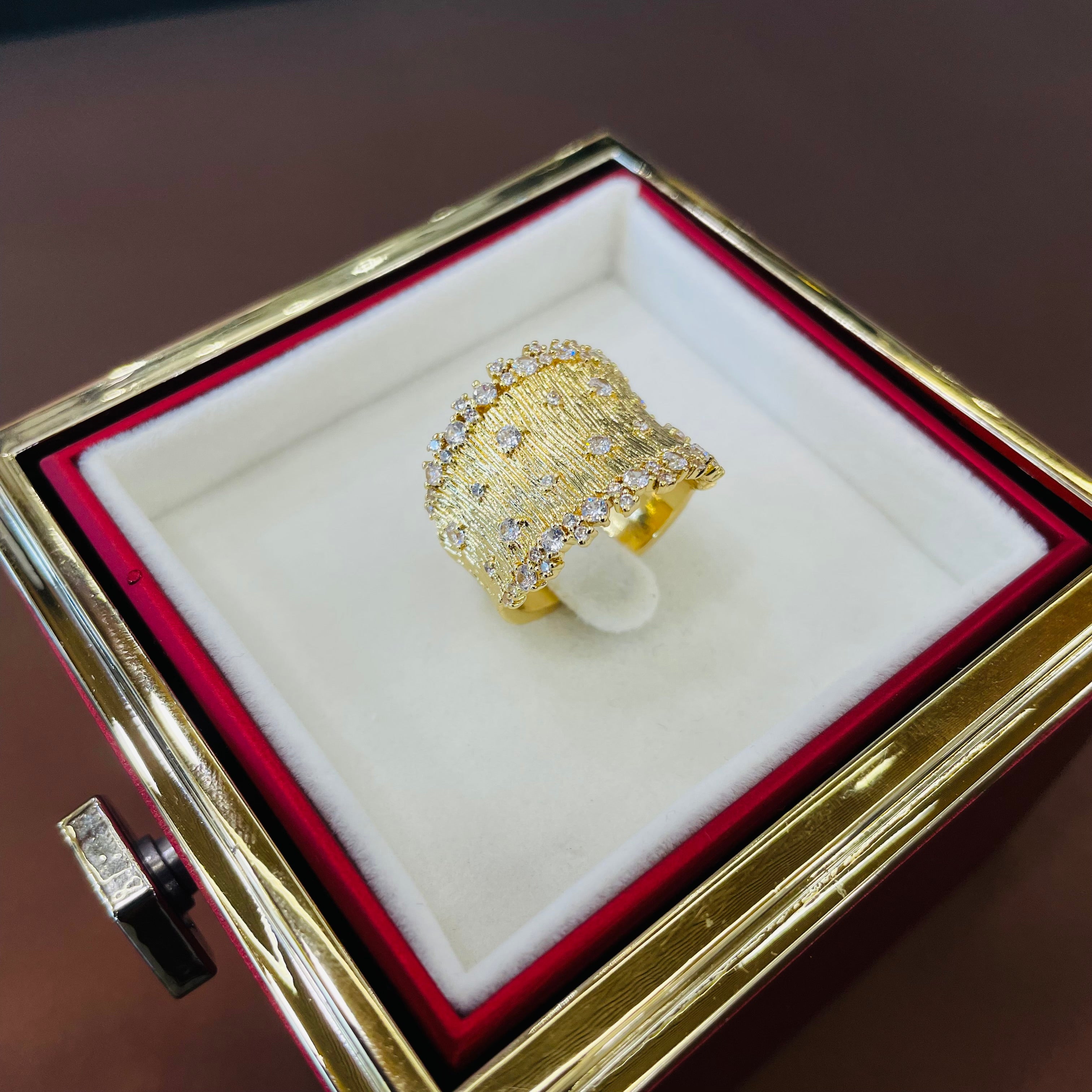 Ad Azzura Ring