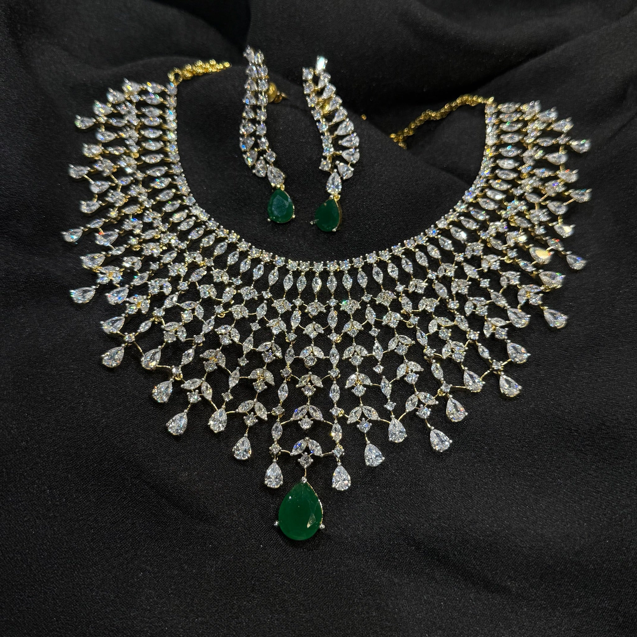 AD Elyna Neckpiece