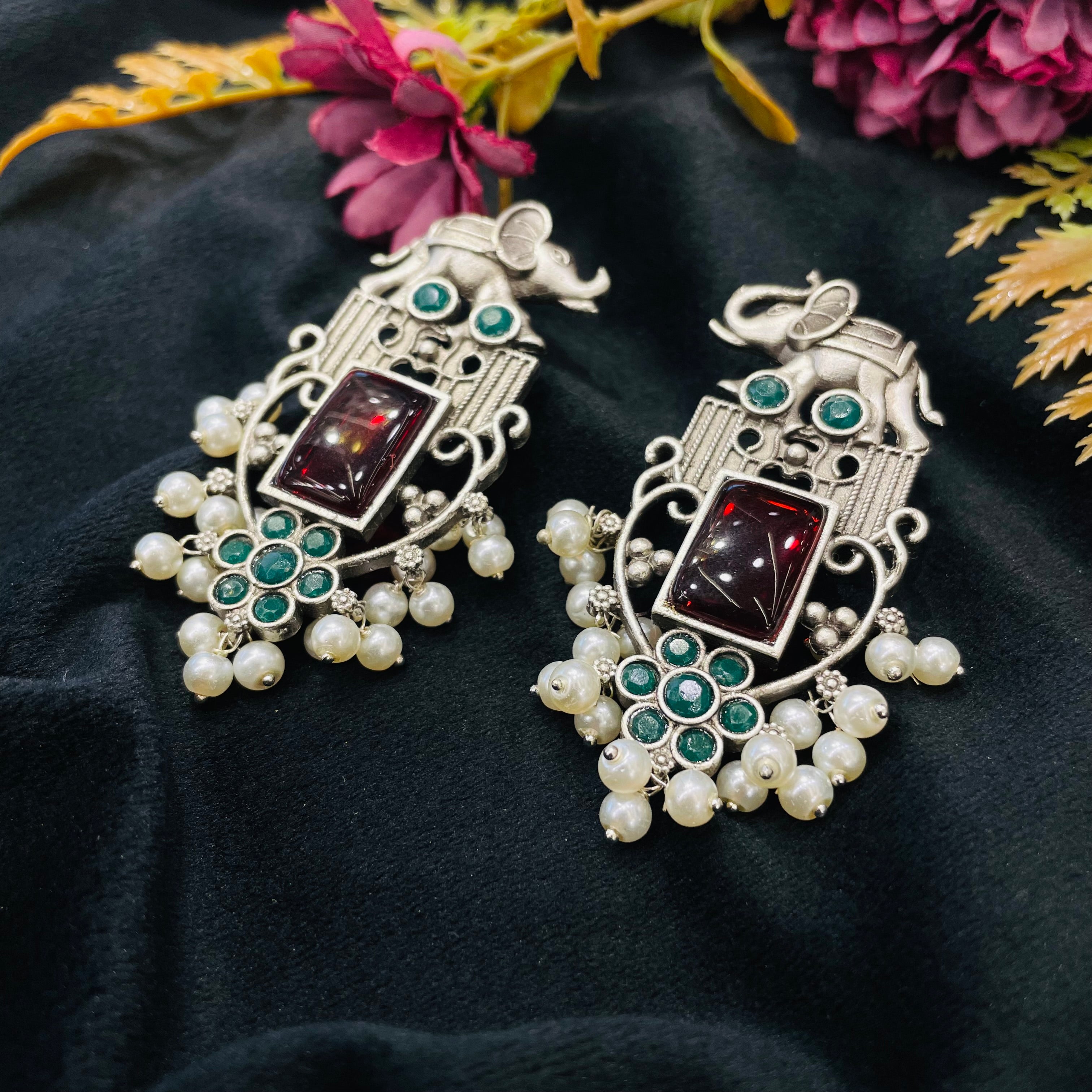 Inaya Romi Earrings