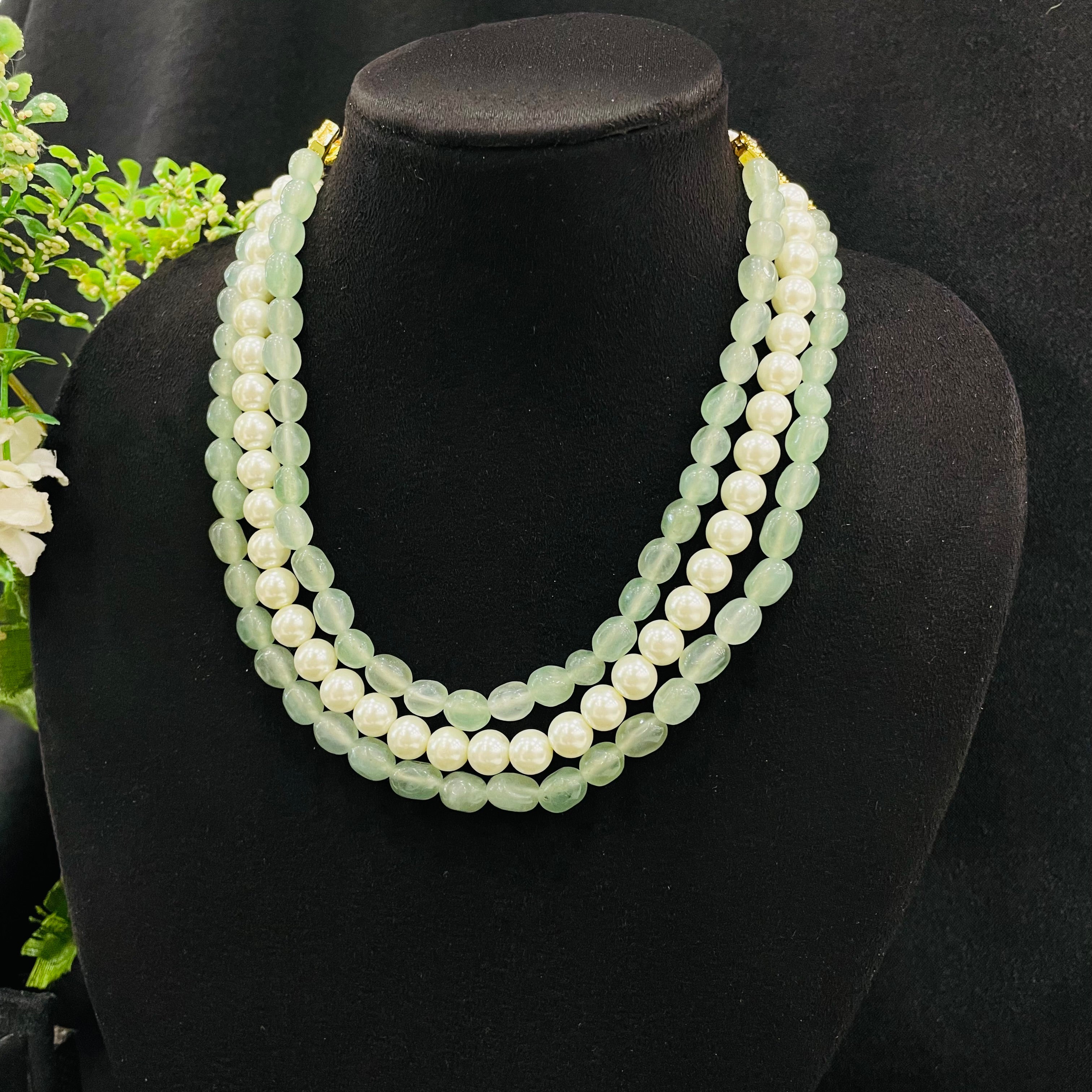 Nayaab Amelia pearl Mala