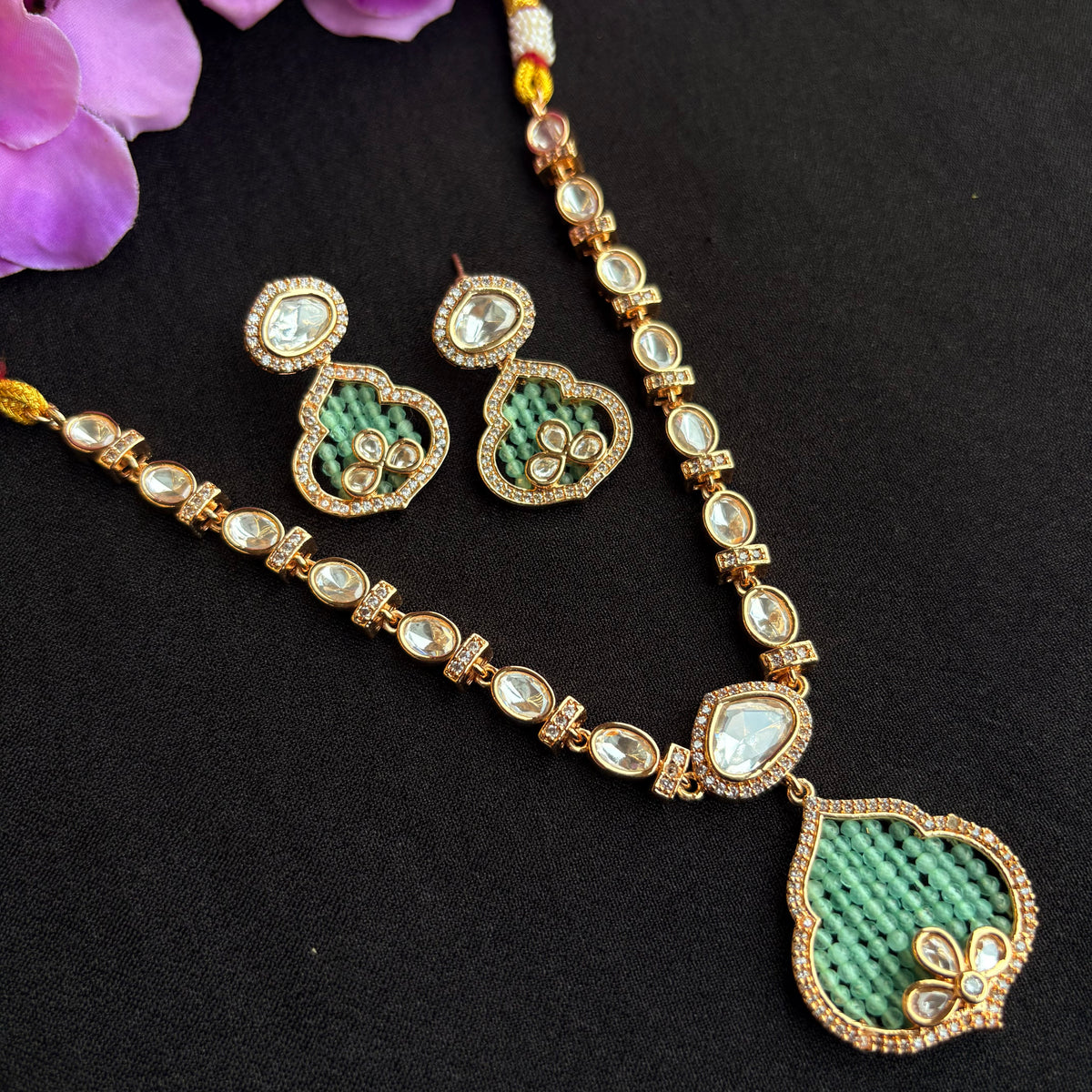 Mishri Neckpiece
