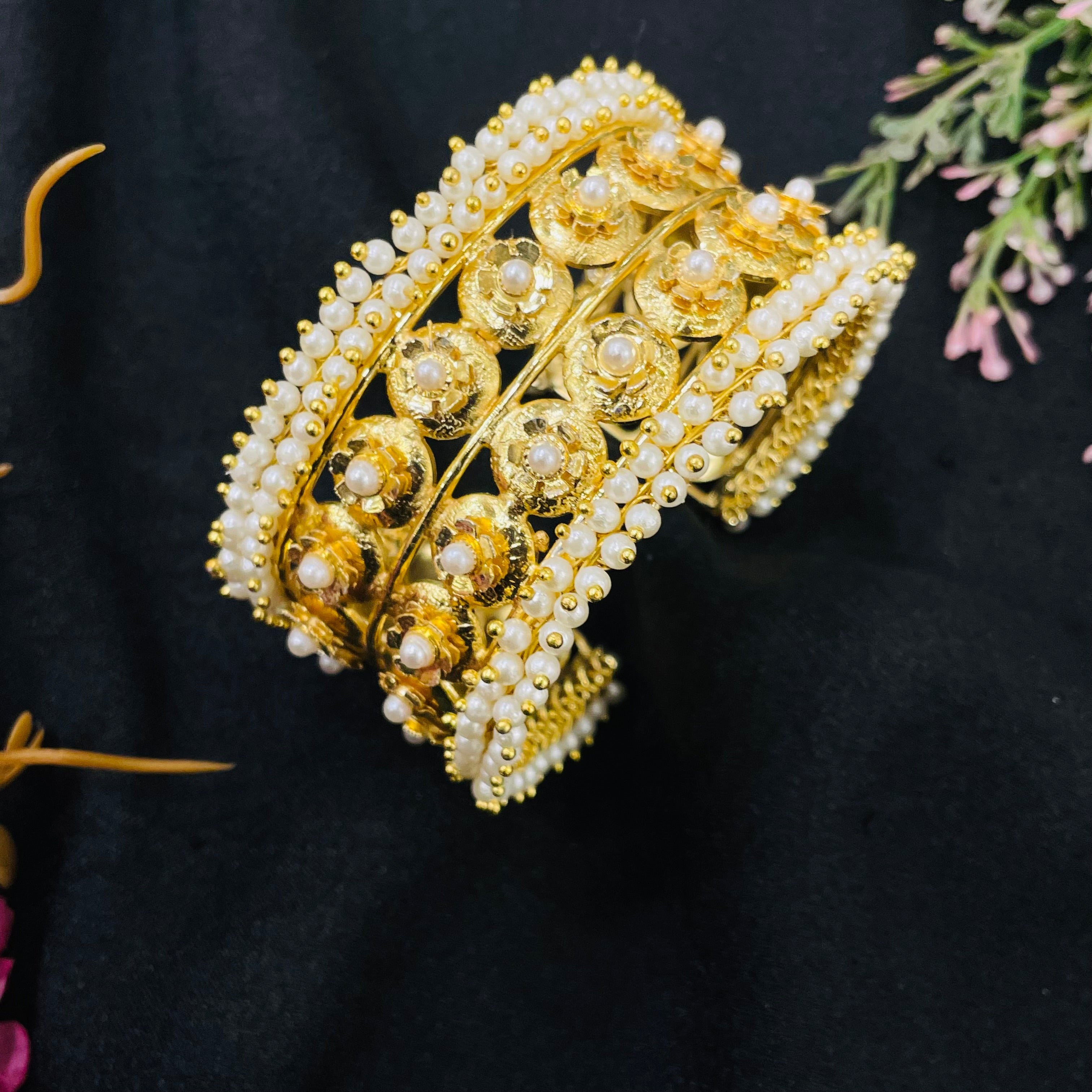 Nayaab Ishaana Bracelet