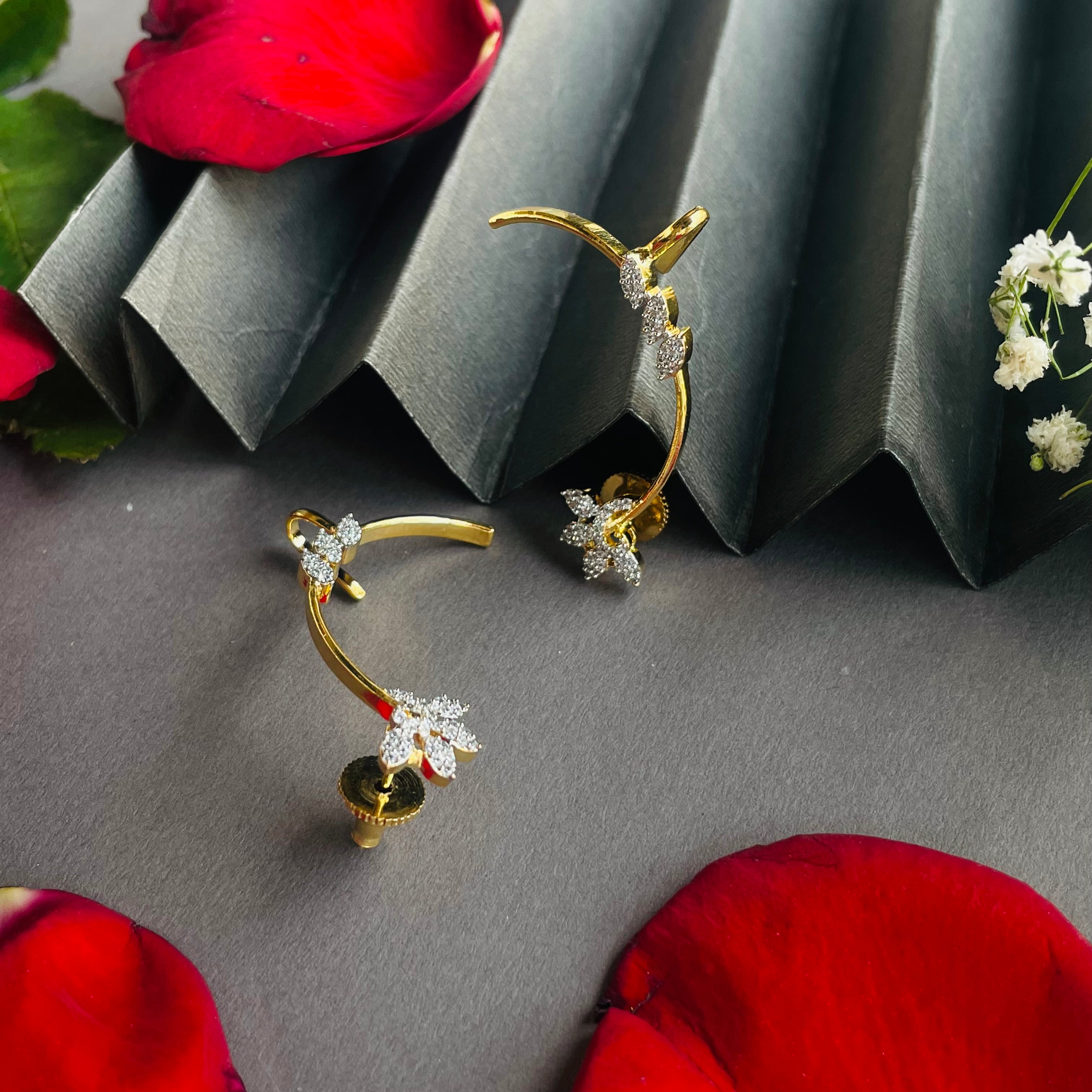 Ad Rose Earcuff