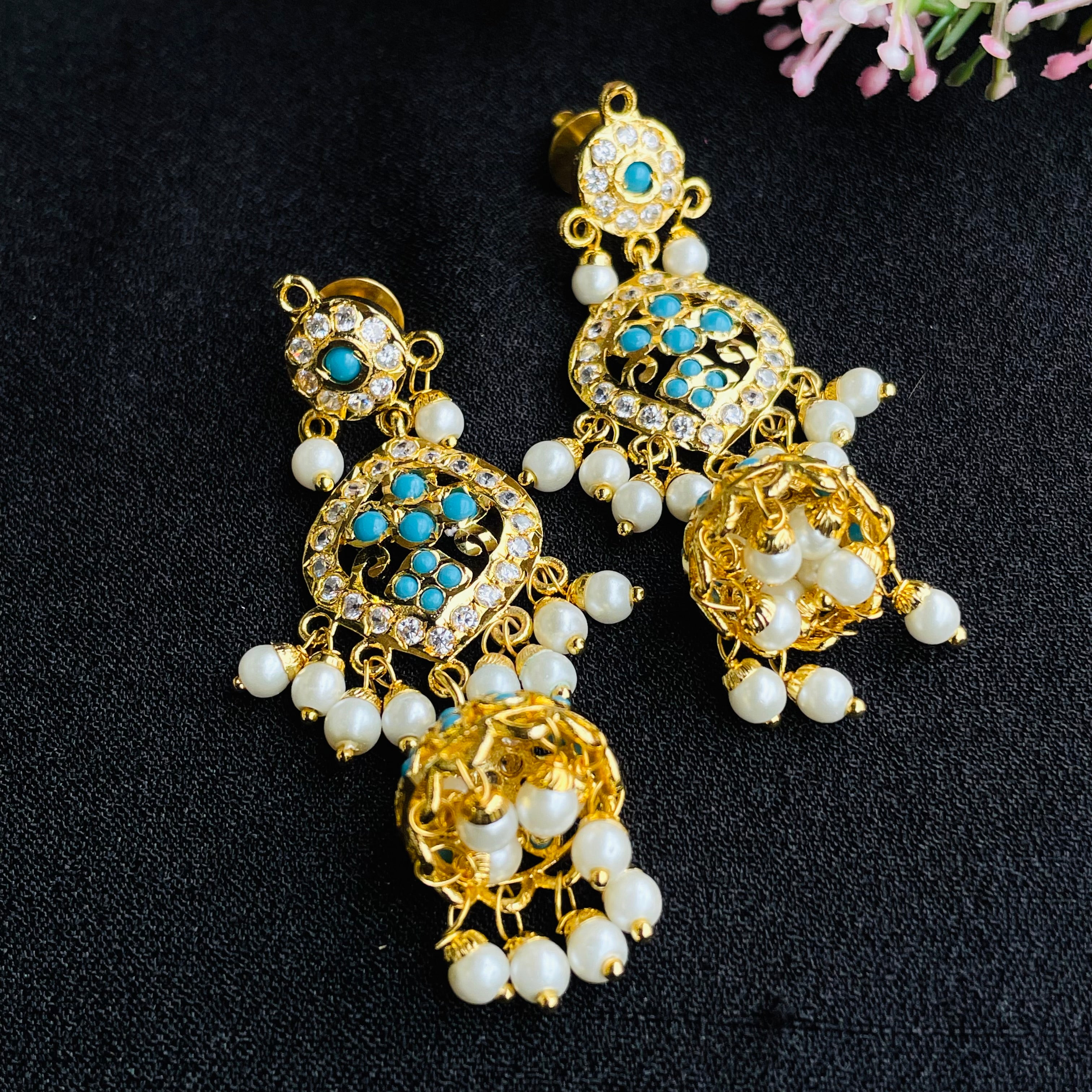 Nayaab Aarohi Jhumki