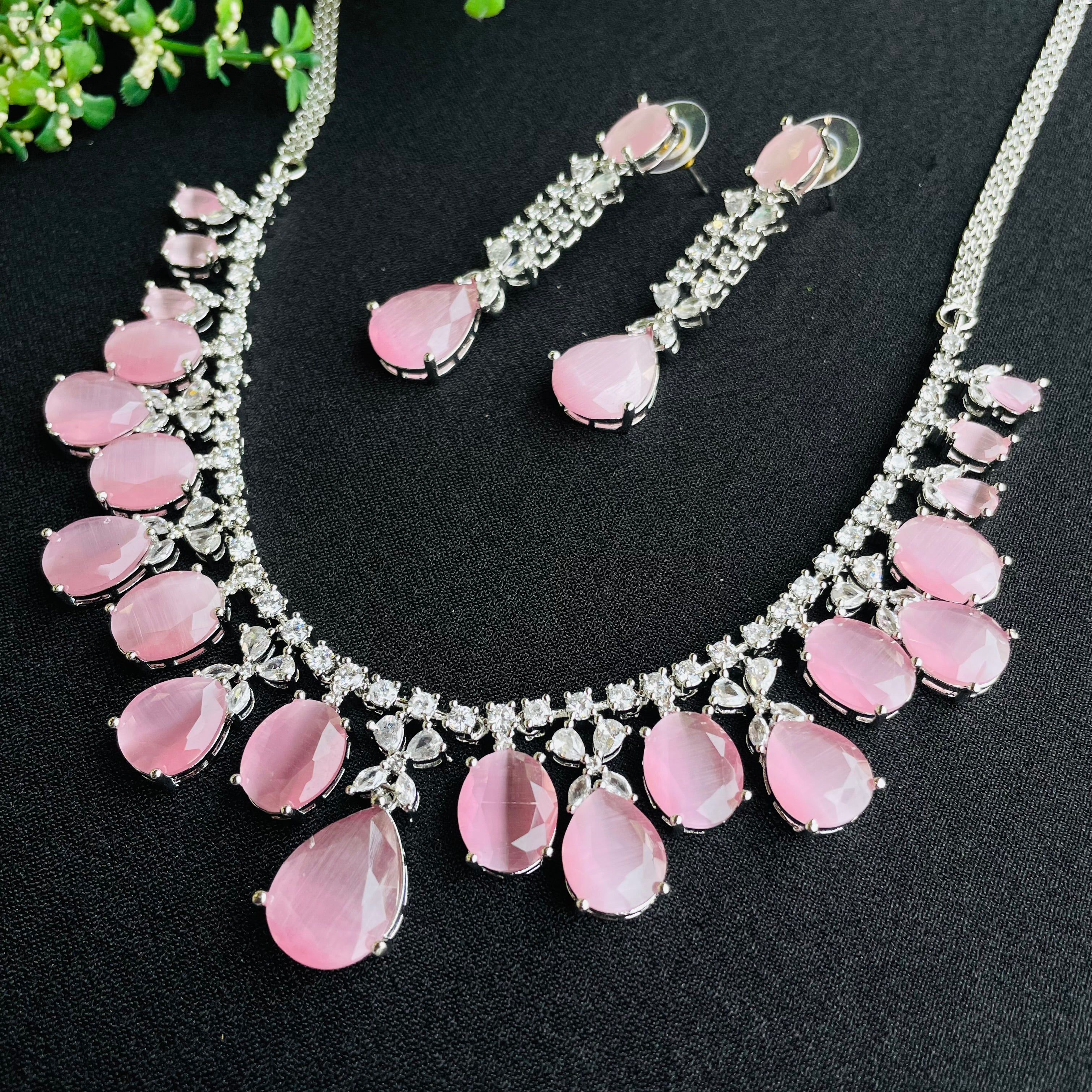 Ad Hazel Neckpiece