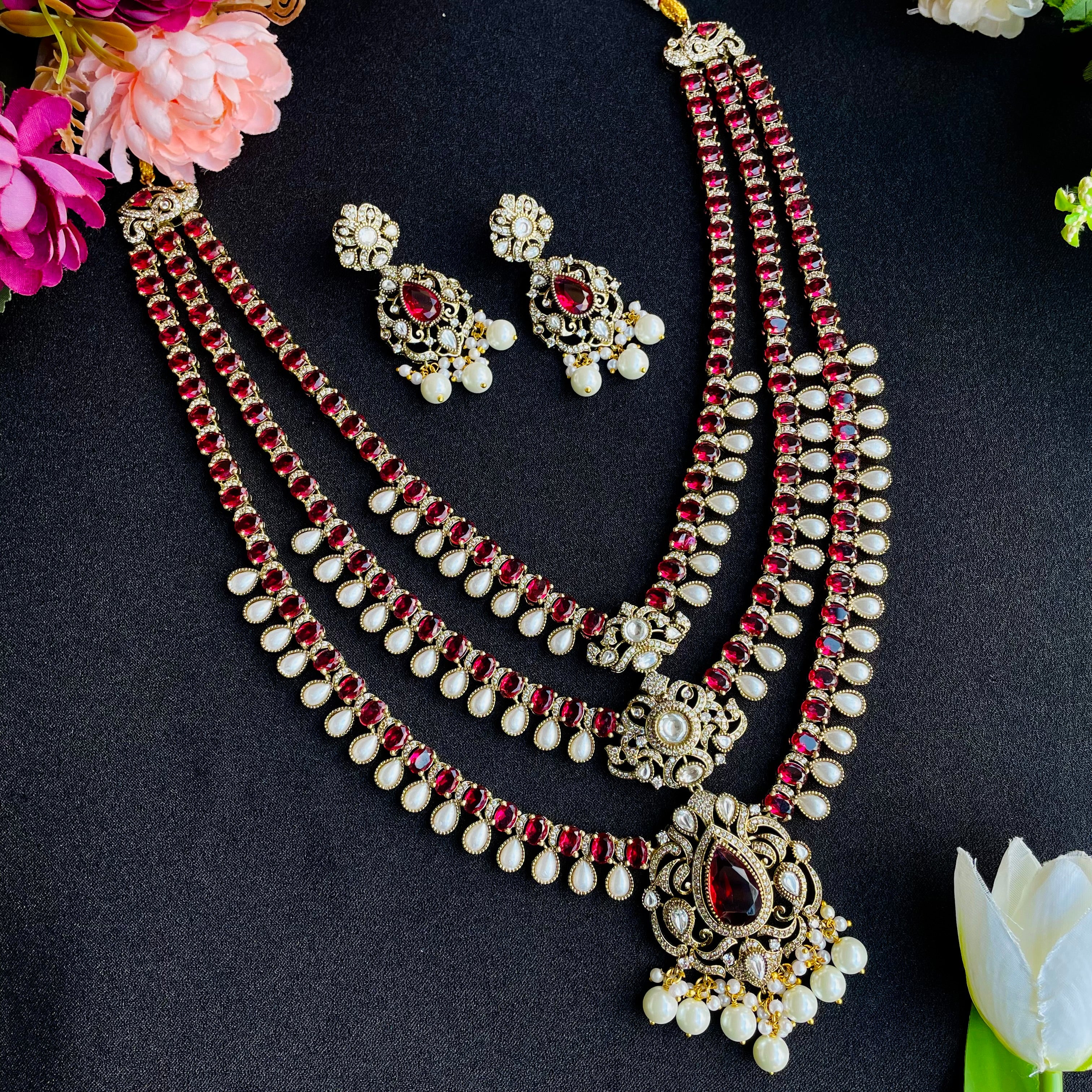 Nayaab Rani Neckpiece