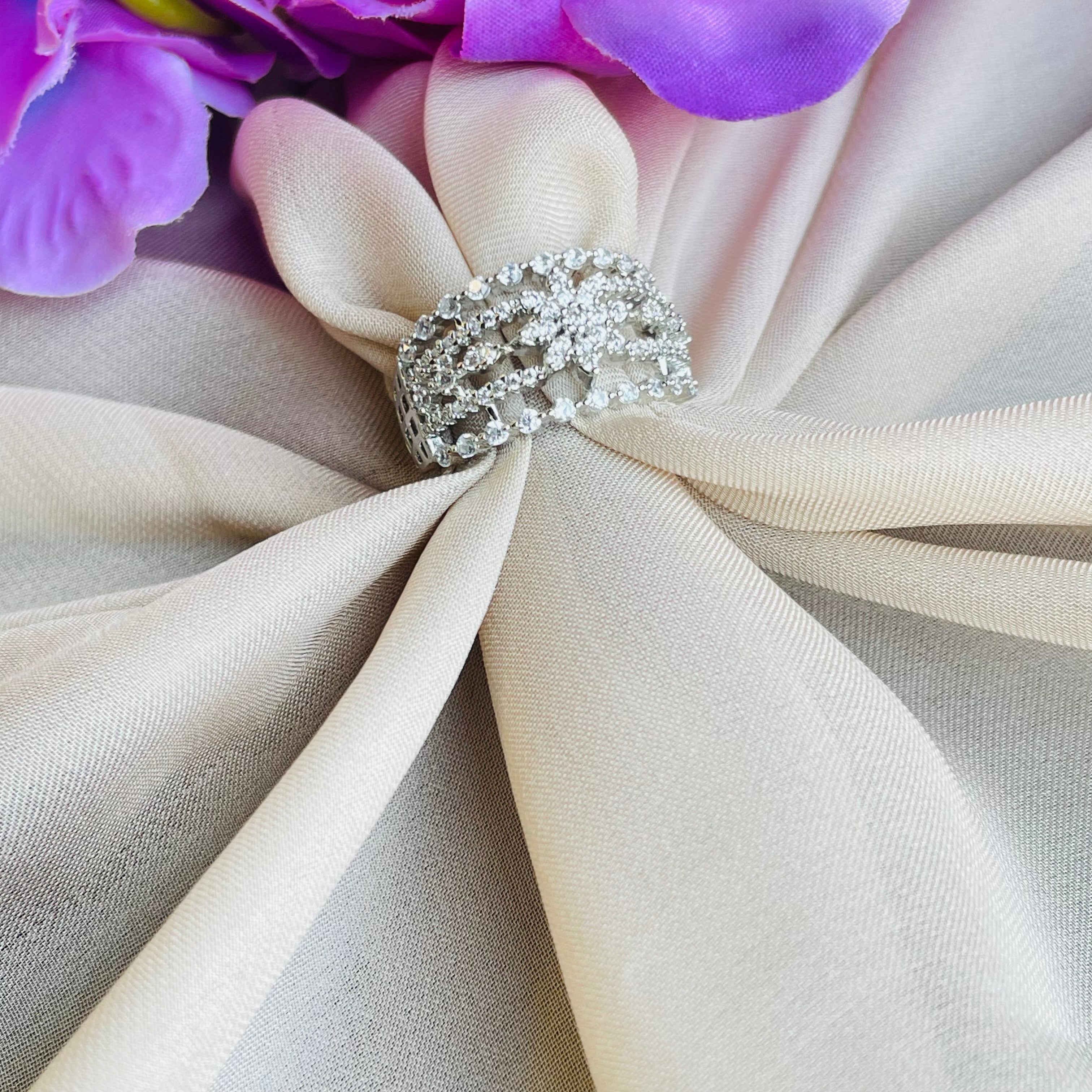 Ad Juliet ring adjustable