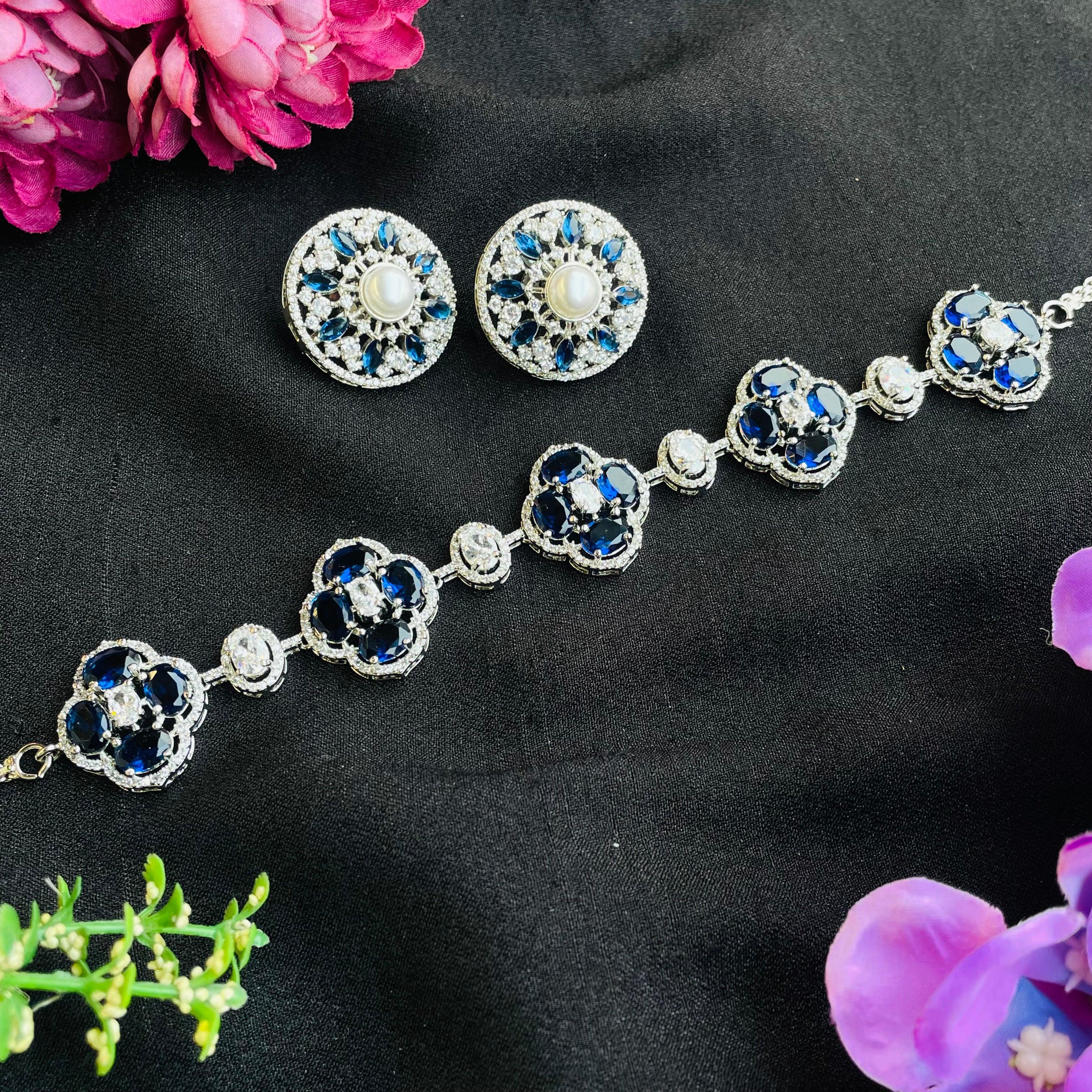 Ad Nitya Neckpiece