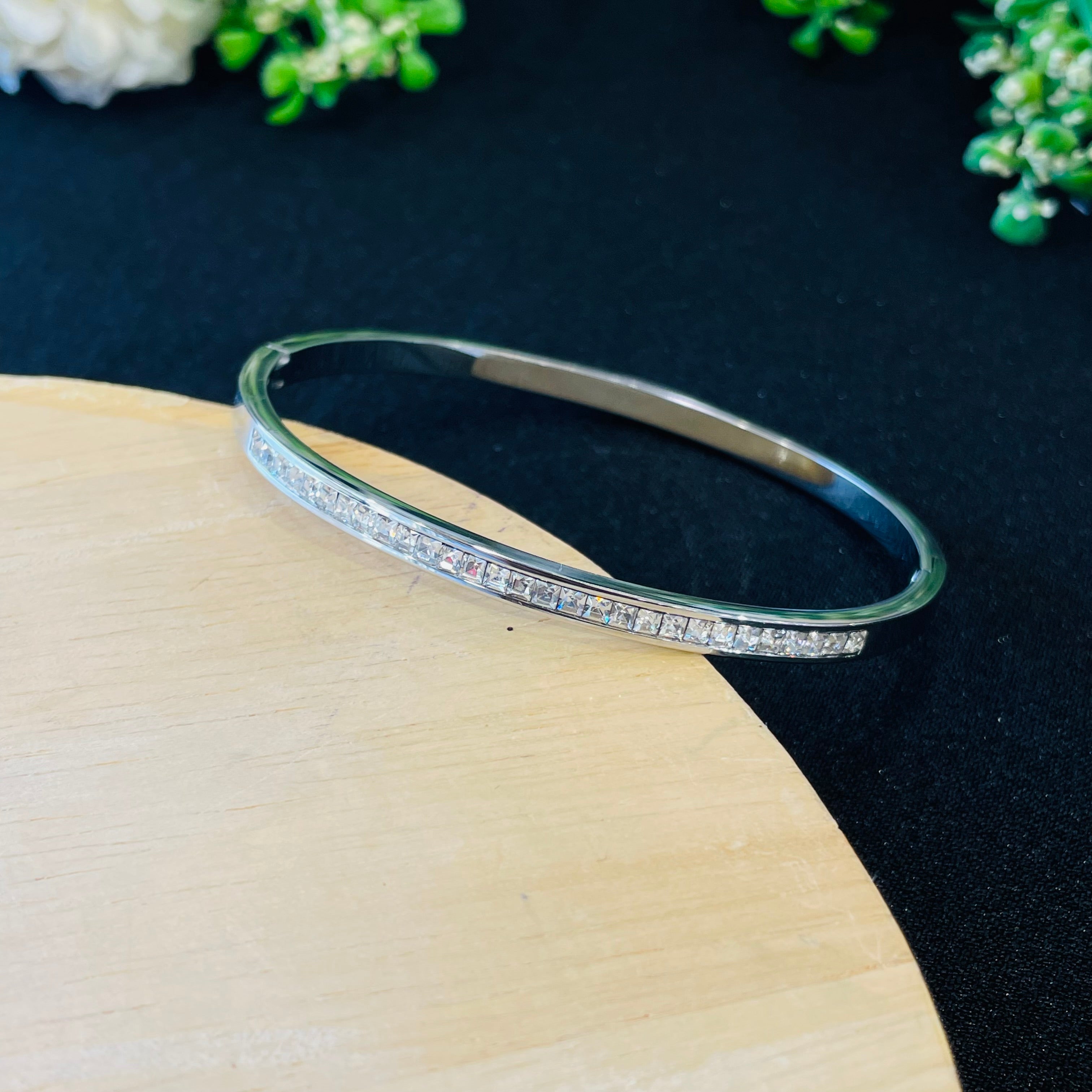 Layla Viral Bracelet 01