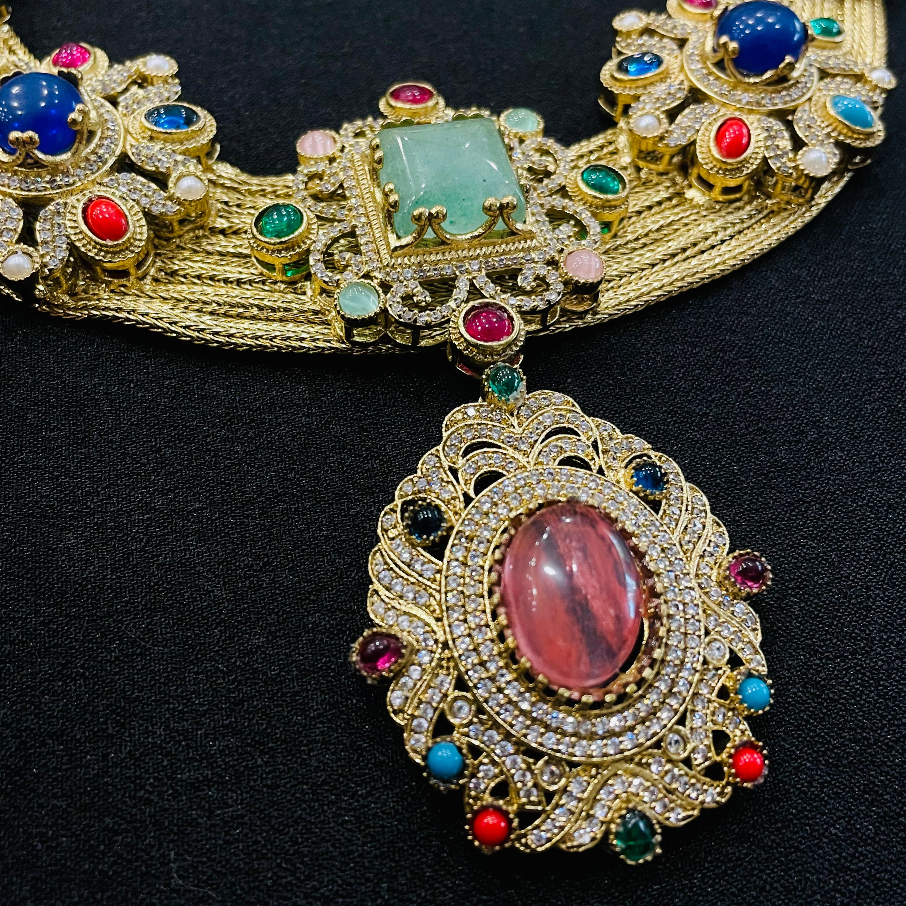 Nayaab Siya Neckpiece