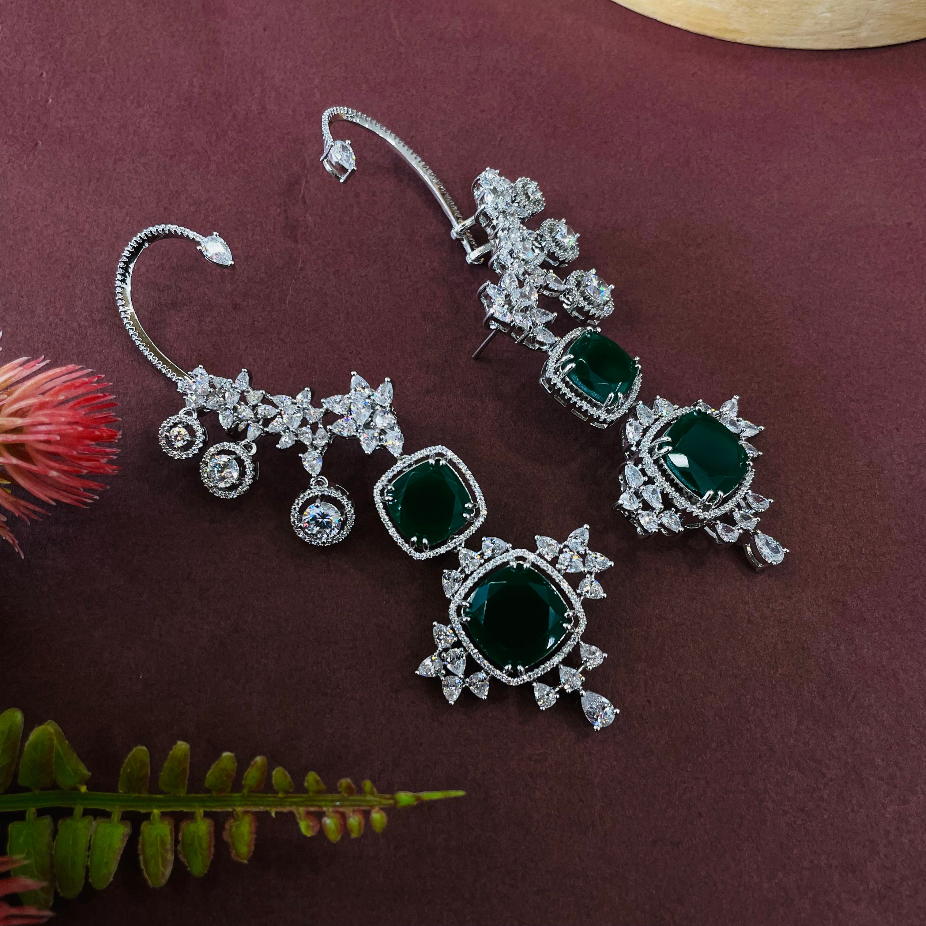 Ad Prisha Earcuff