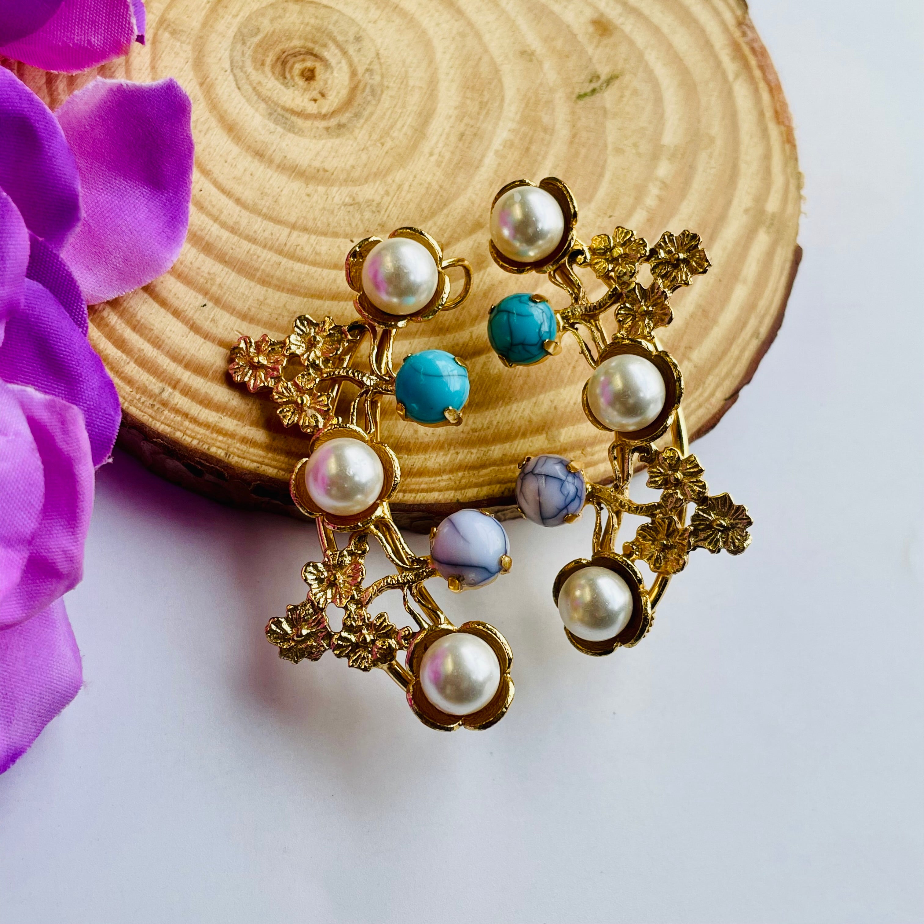 Nayaab Kavya Earcuff