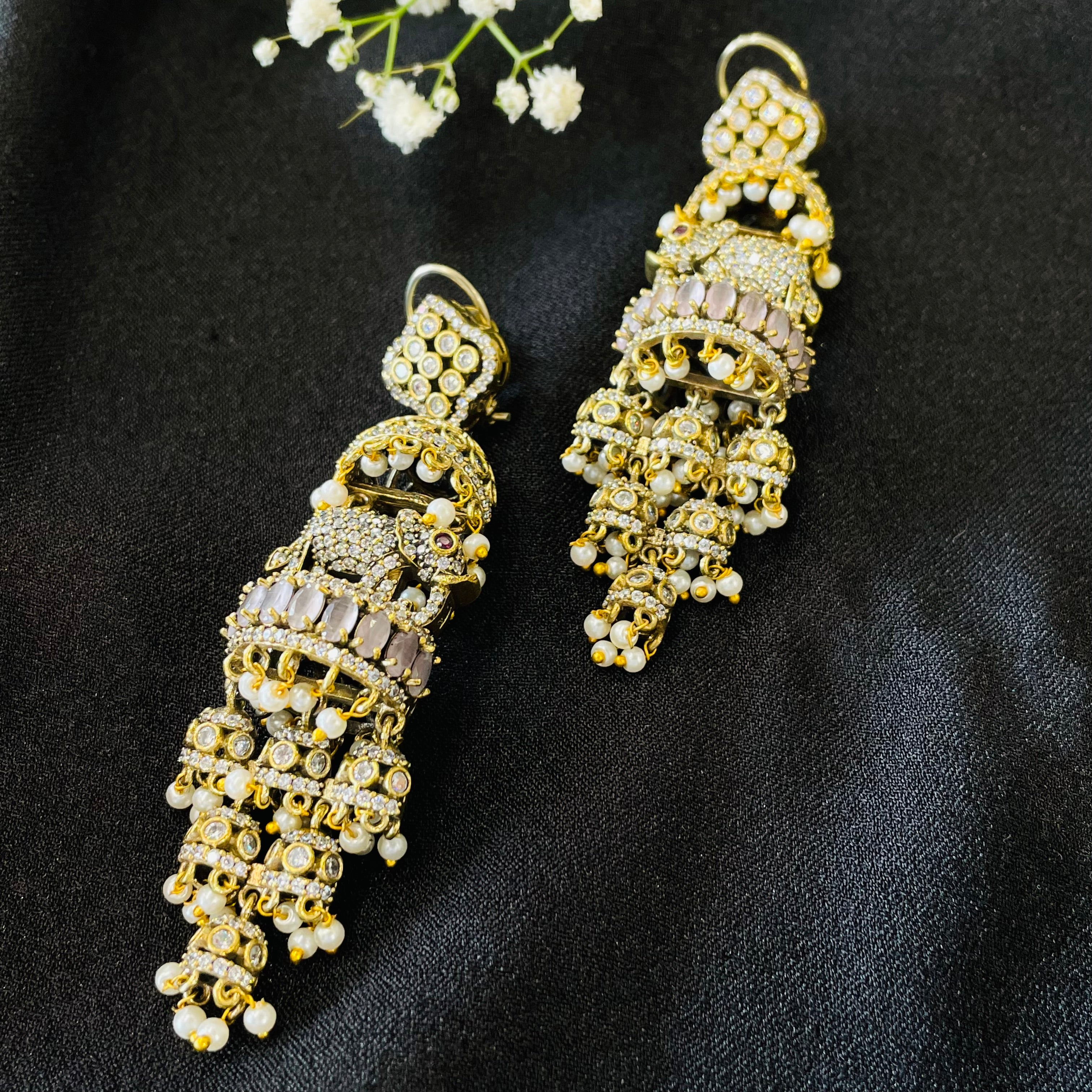 Nayaab Kavya jhumki
