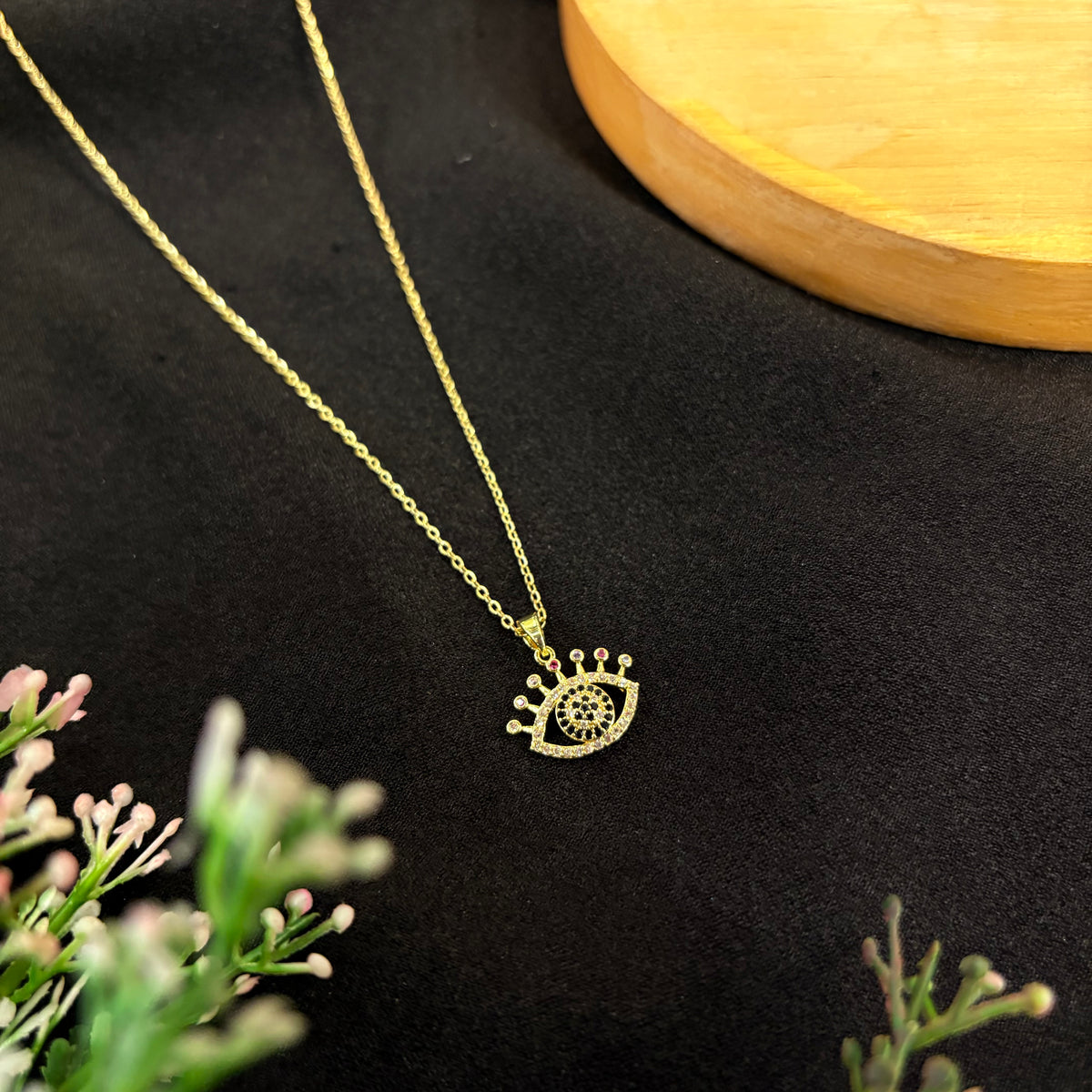 Naina Pendant