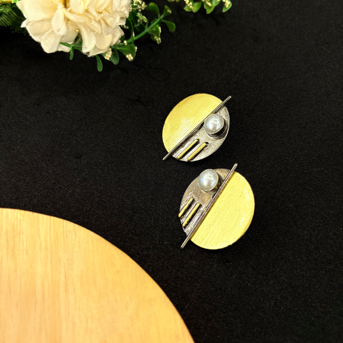 Aarvika Earrings