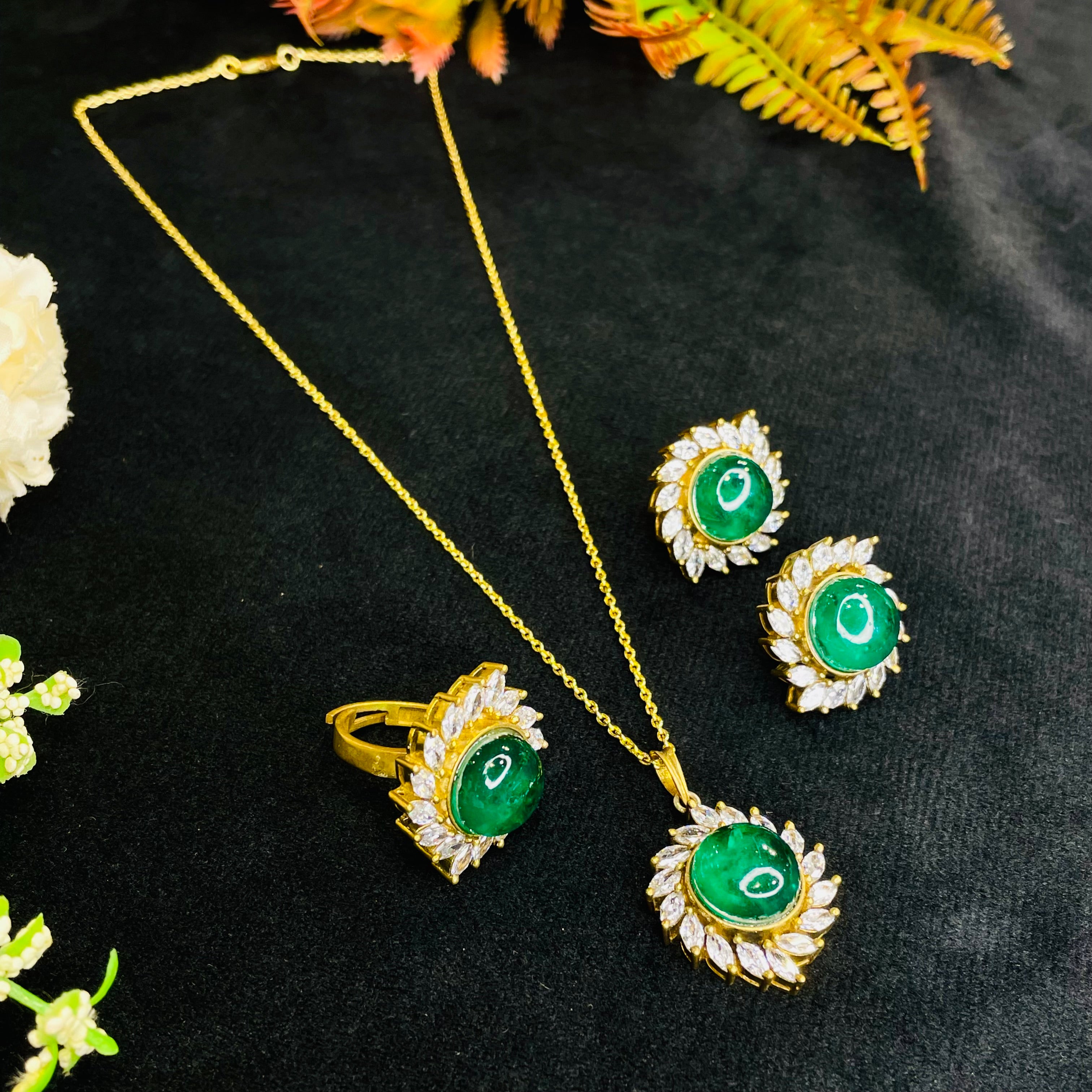 Nayaab jesi Polki Pendant