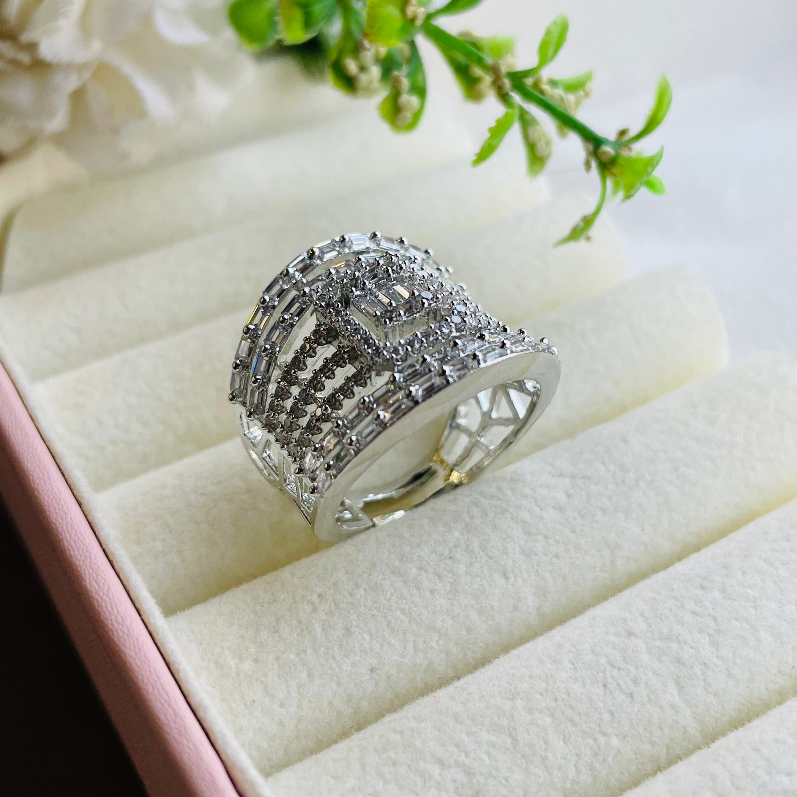 Ad navy ring