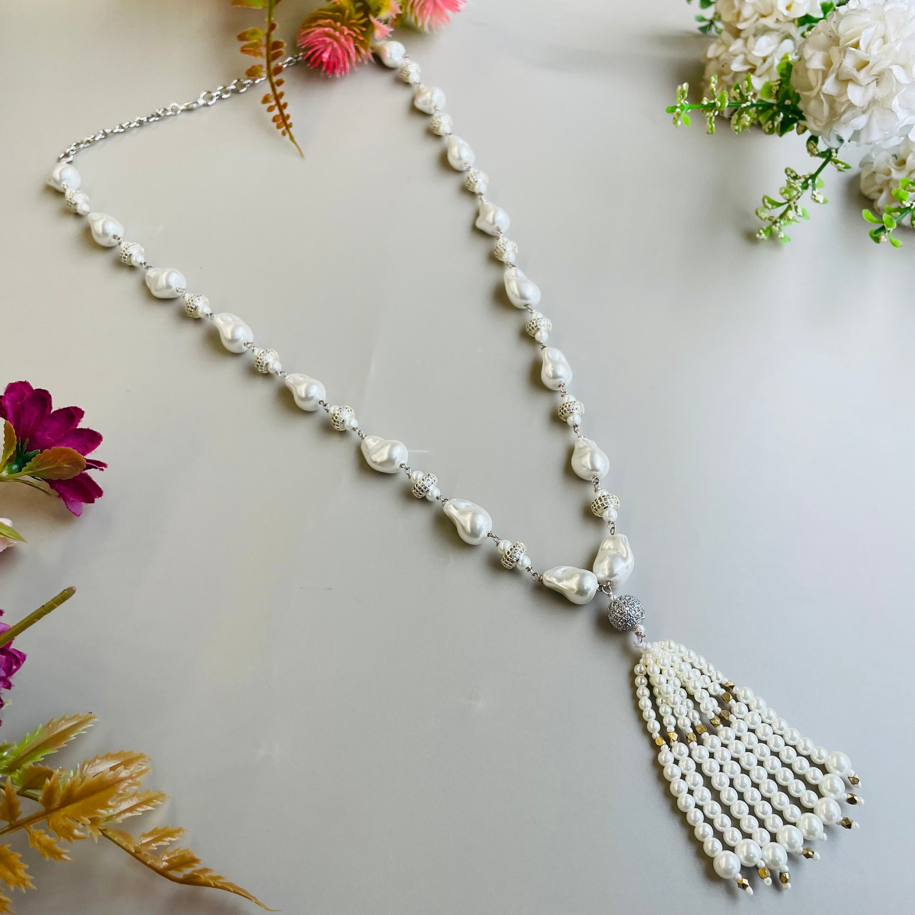 Ad Navya pearl mala