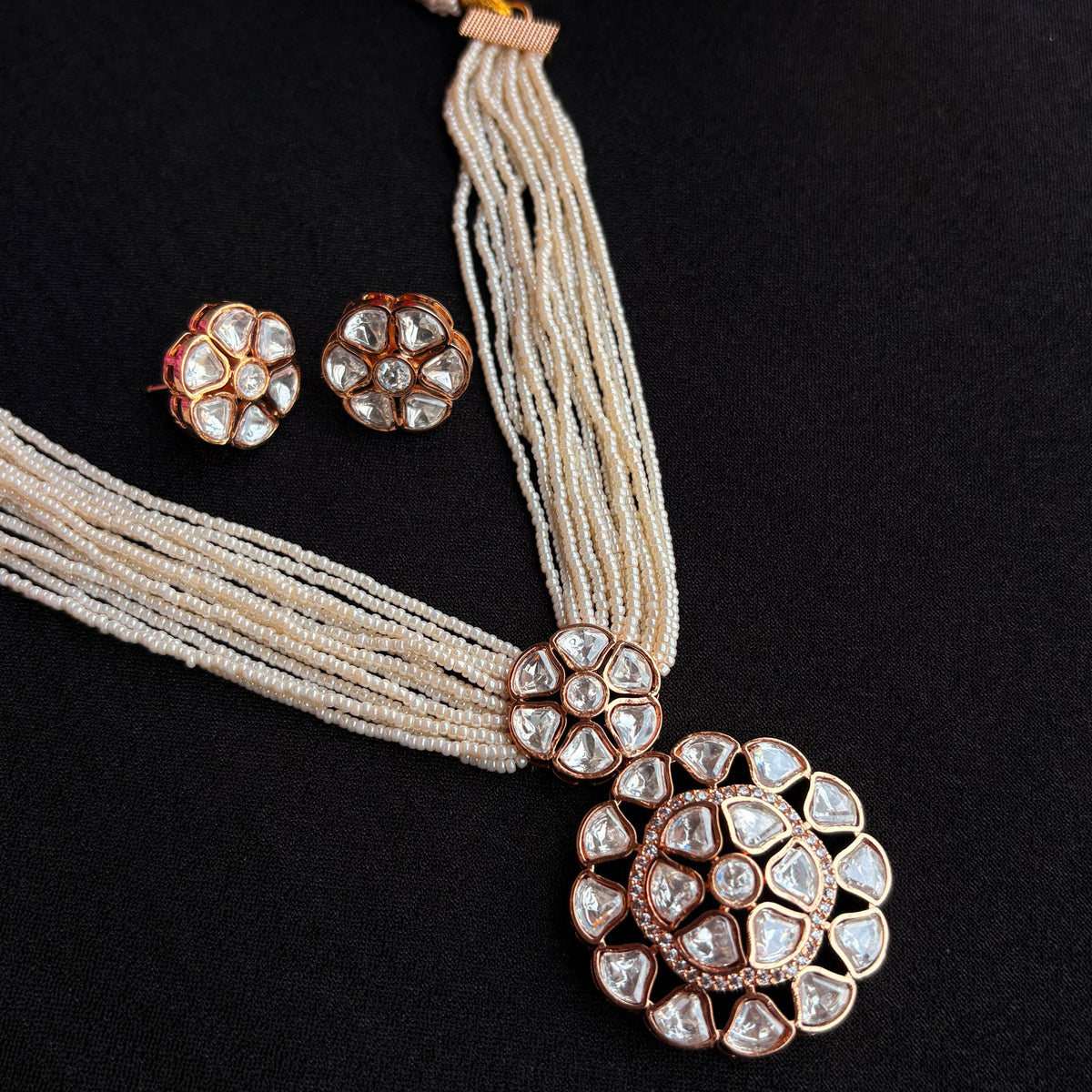 Vamika Neckpiece