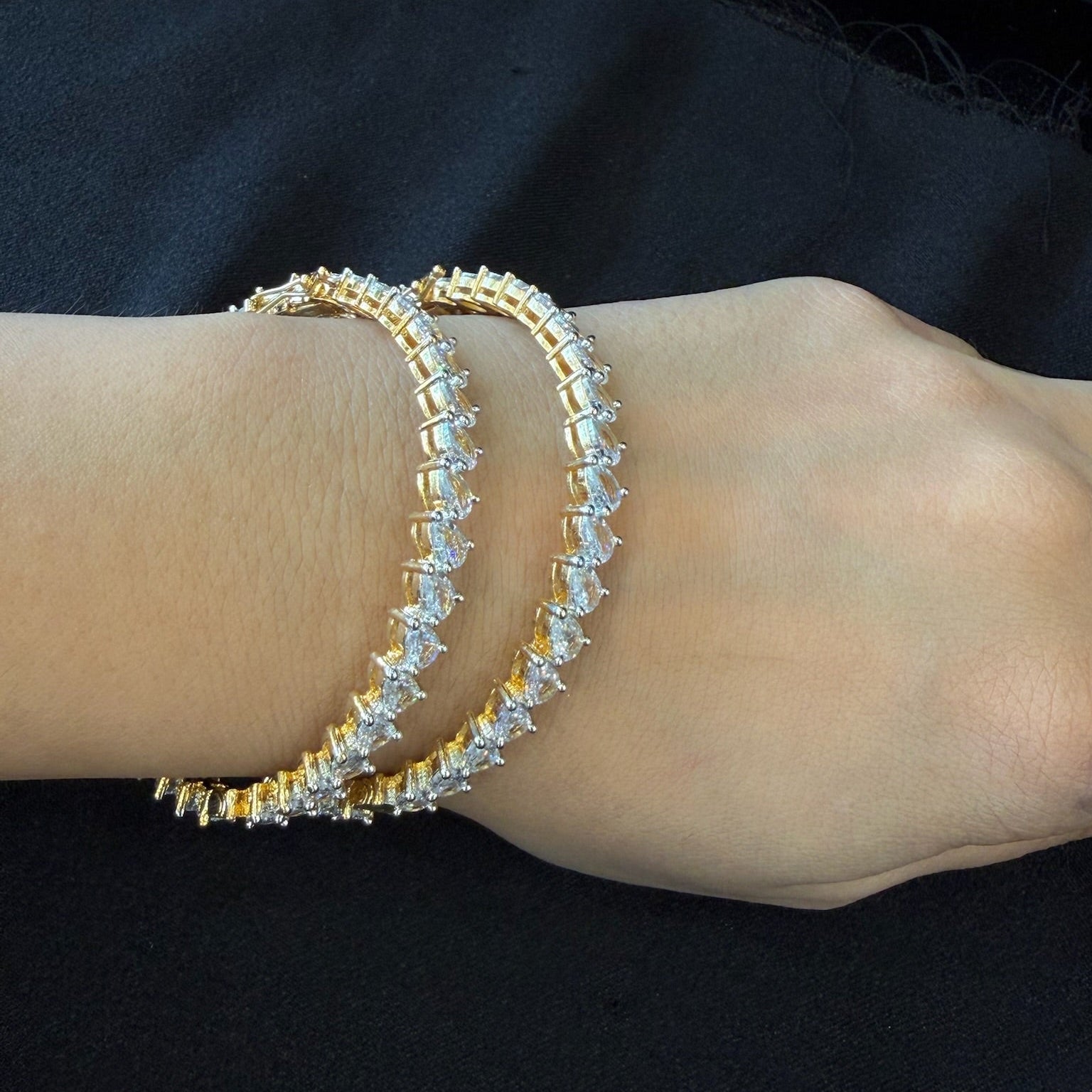 Nayaab lily bangles