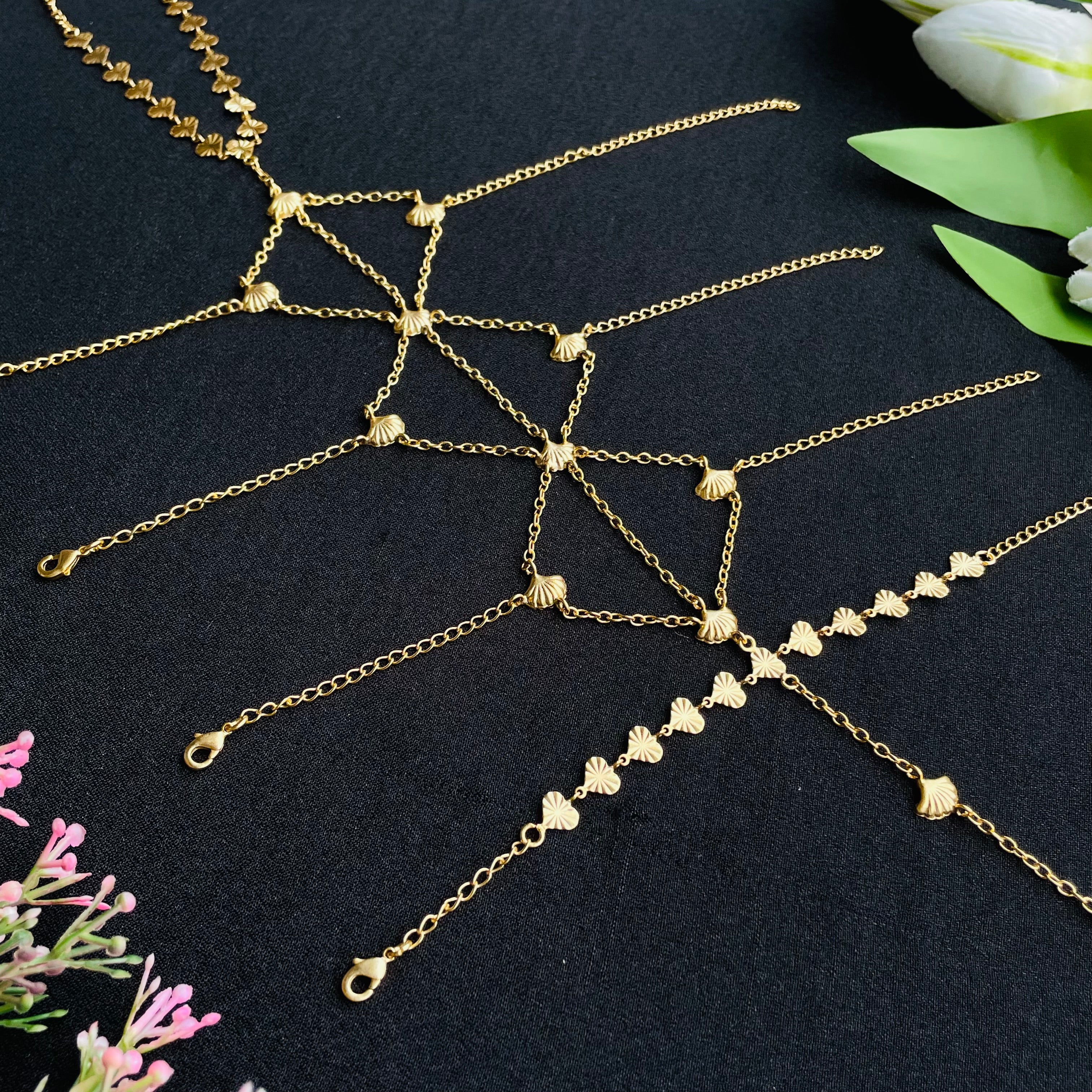 Nayaab Hana Hand Harness