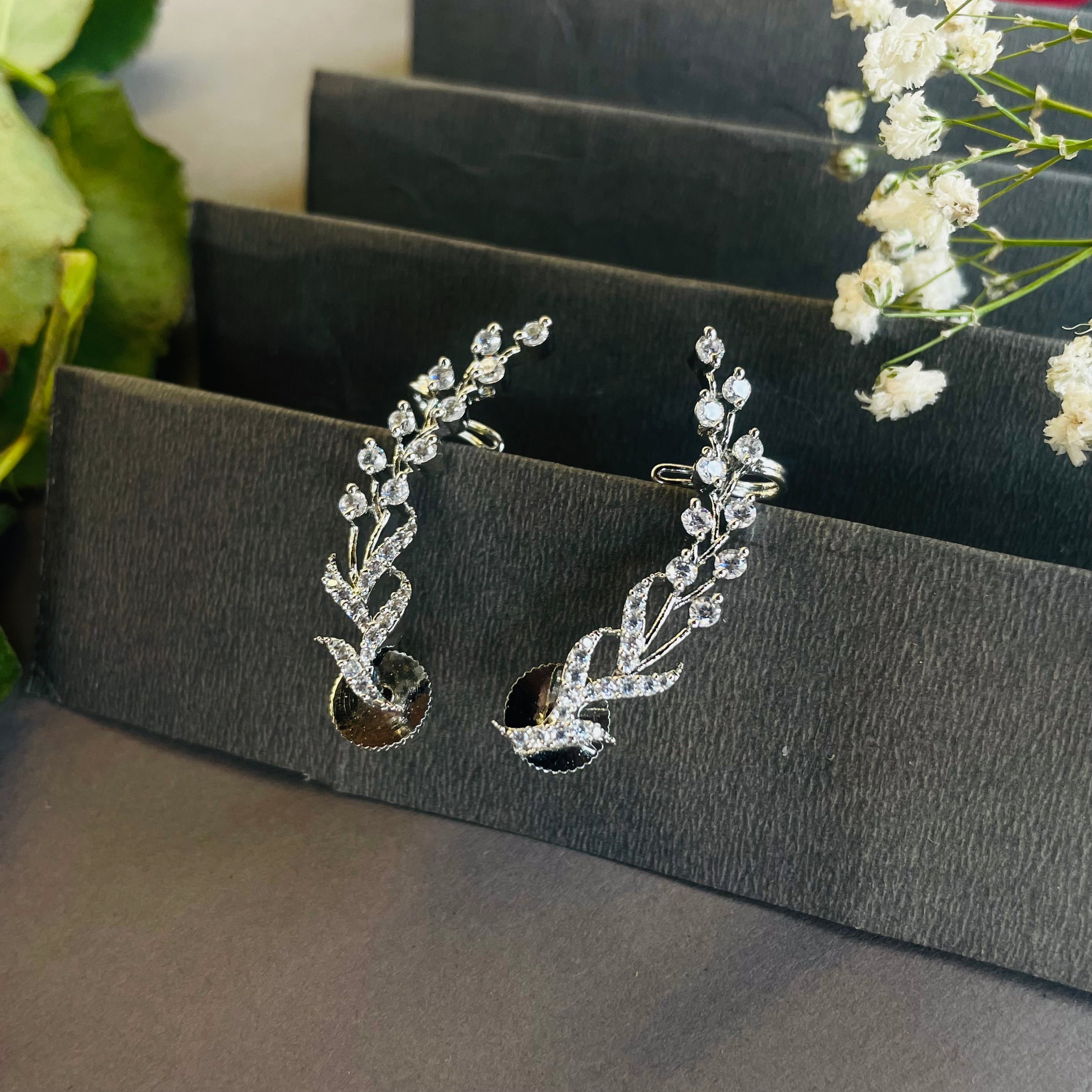 Ad Charlie earcuff