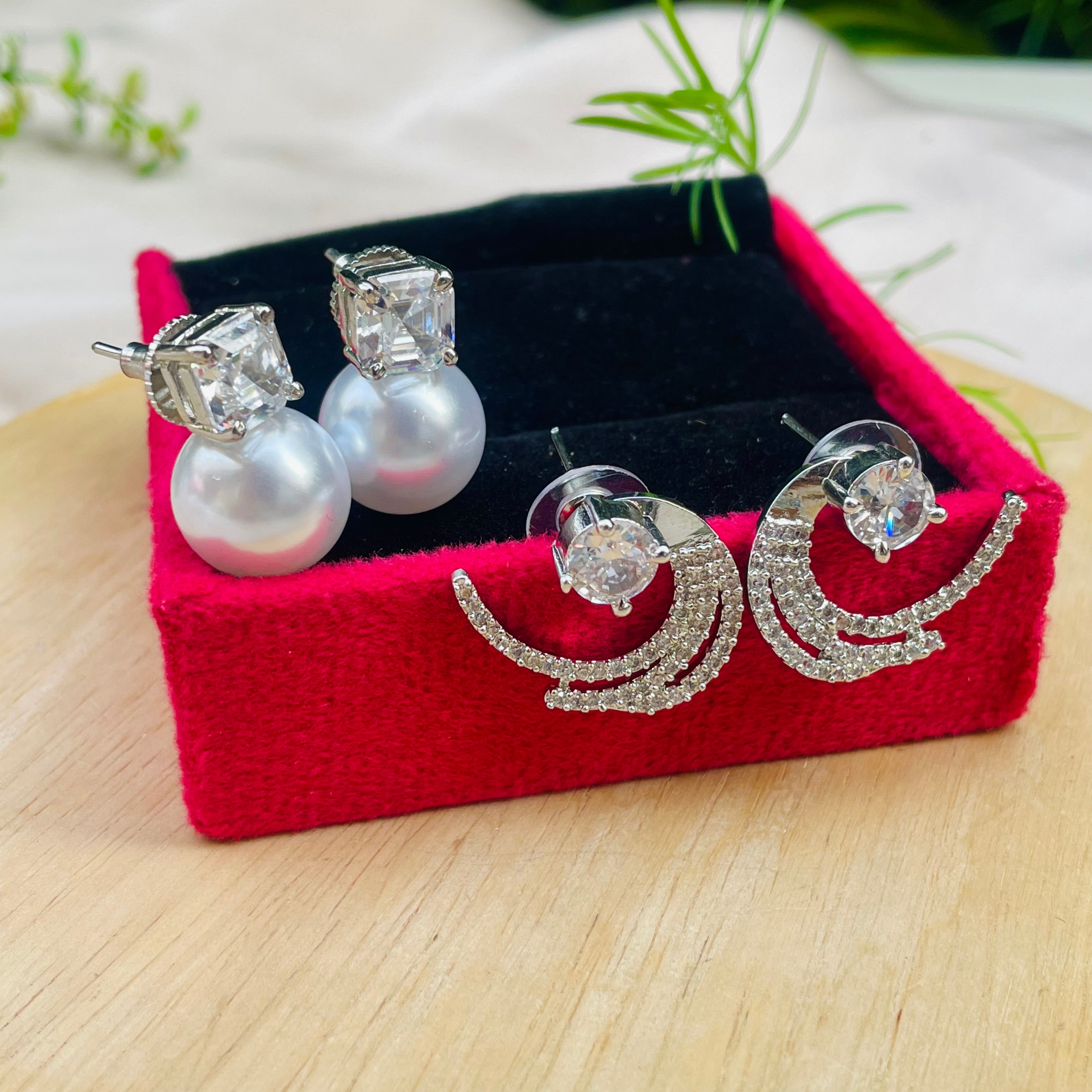 Ad Marya ring with studs combo