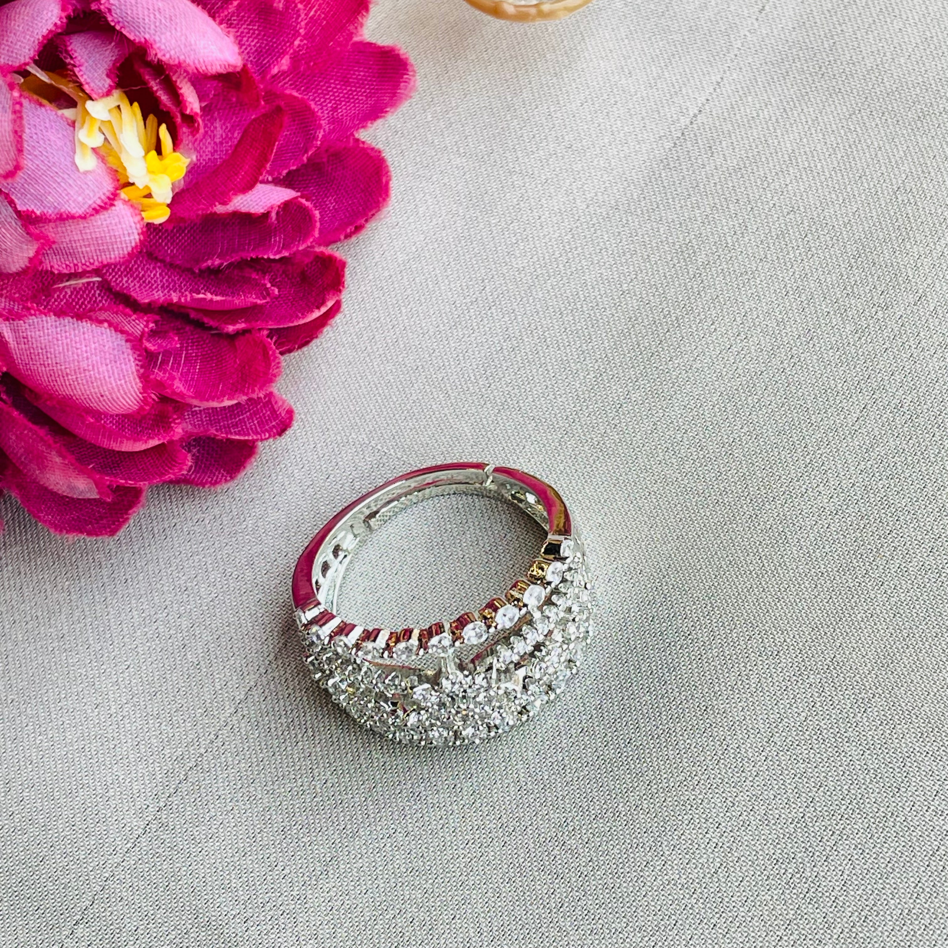 Ad Juliet ring adjustable