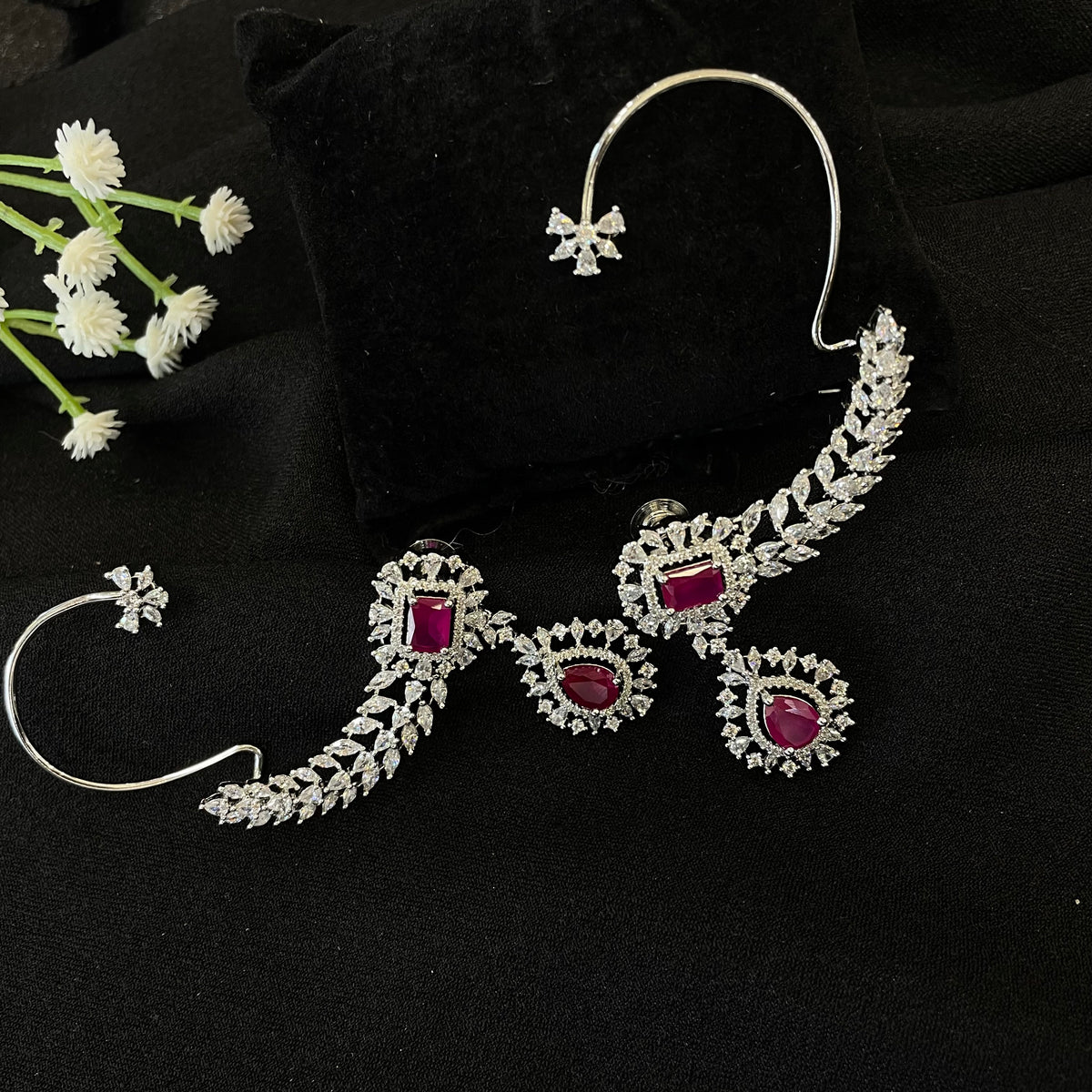 Gulnaar Earcuff