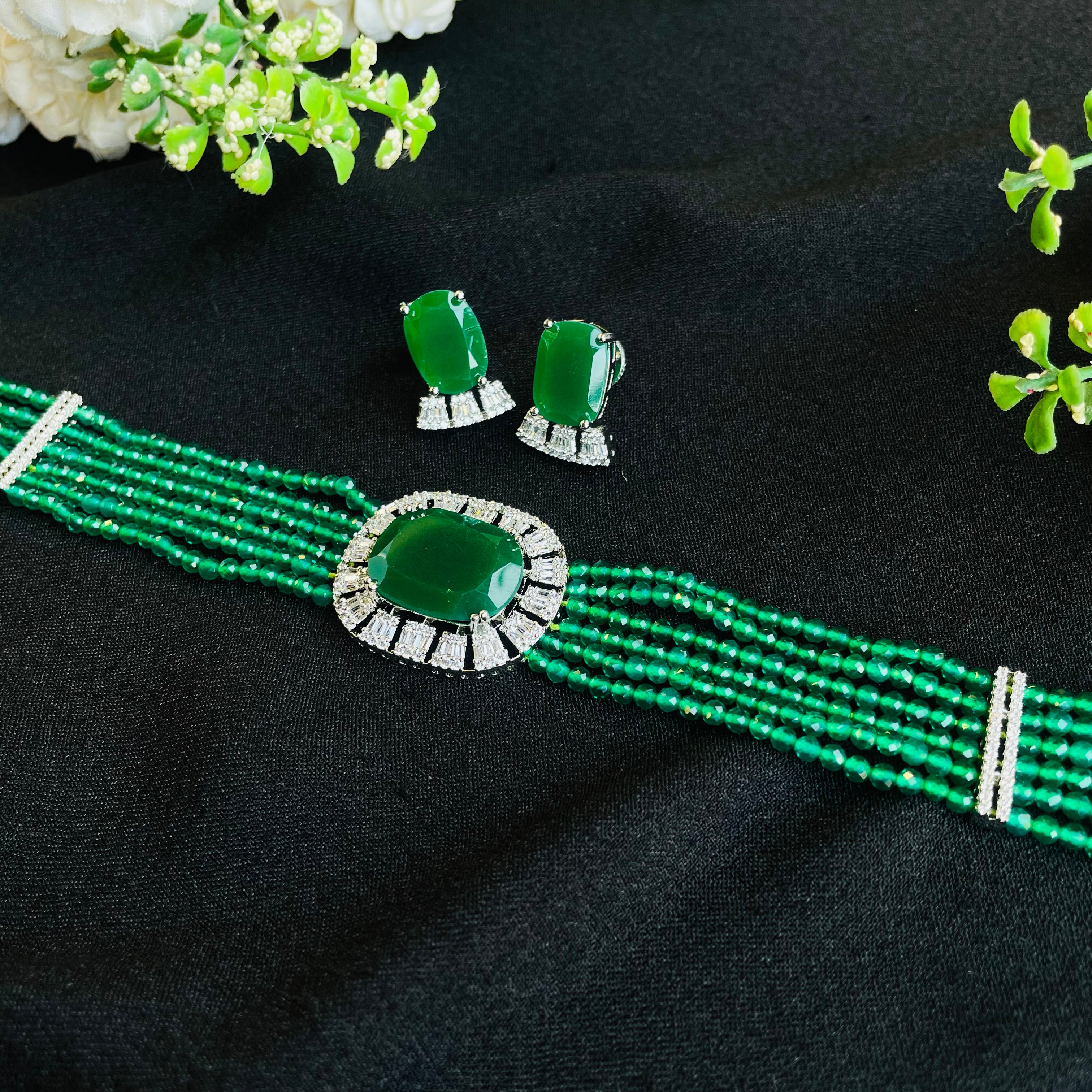 Ad Leilani Choker