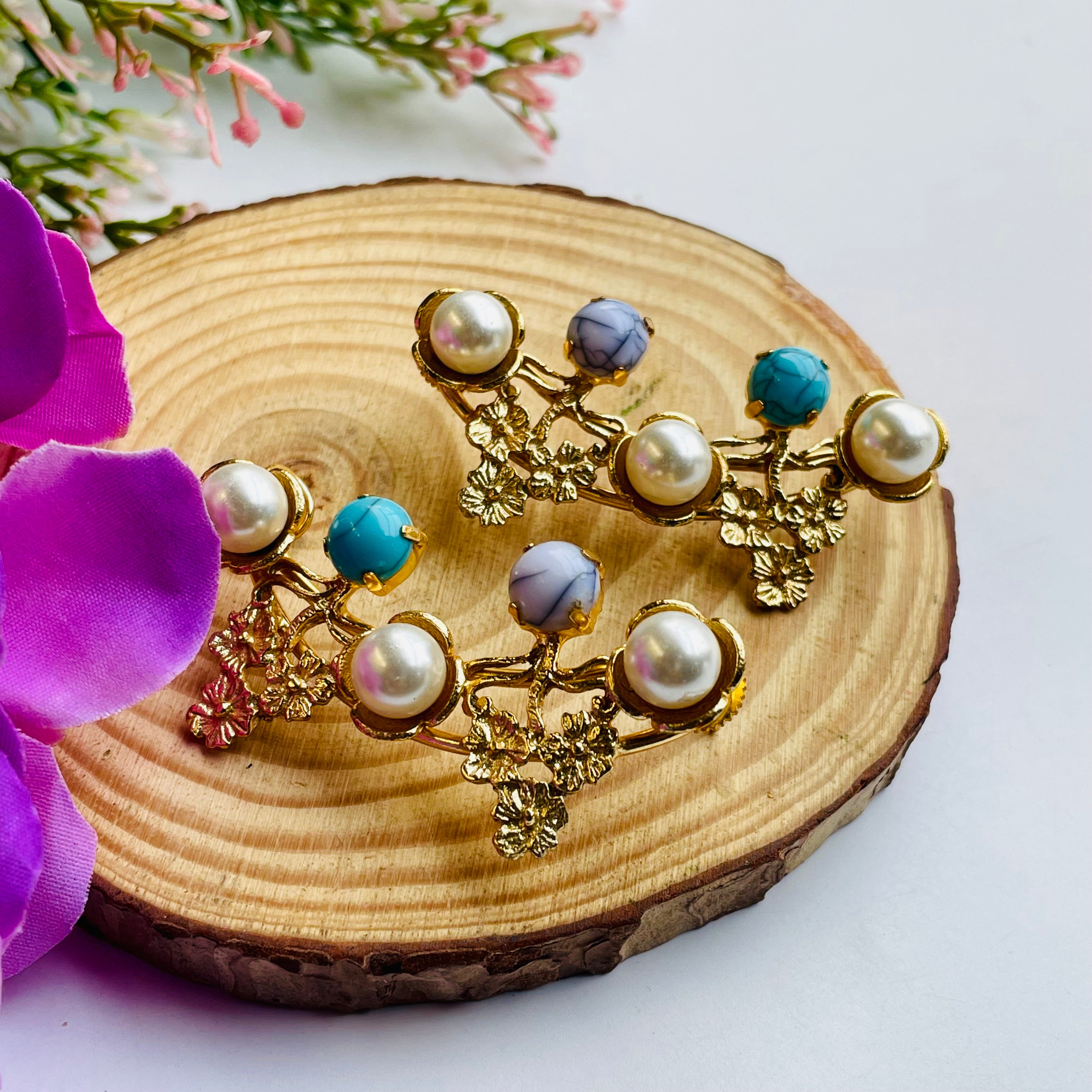 Nayaab Kavya Earcuff