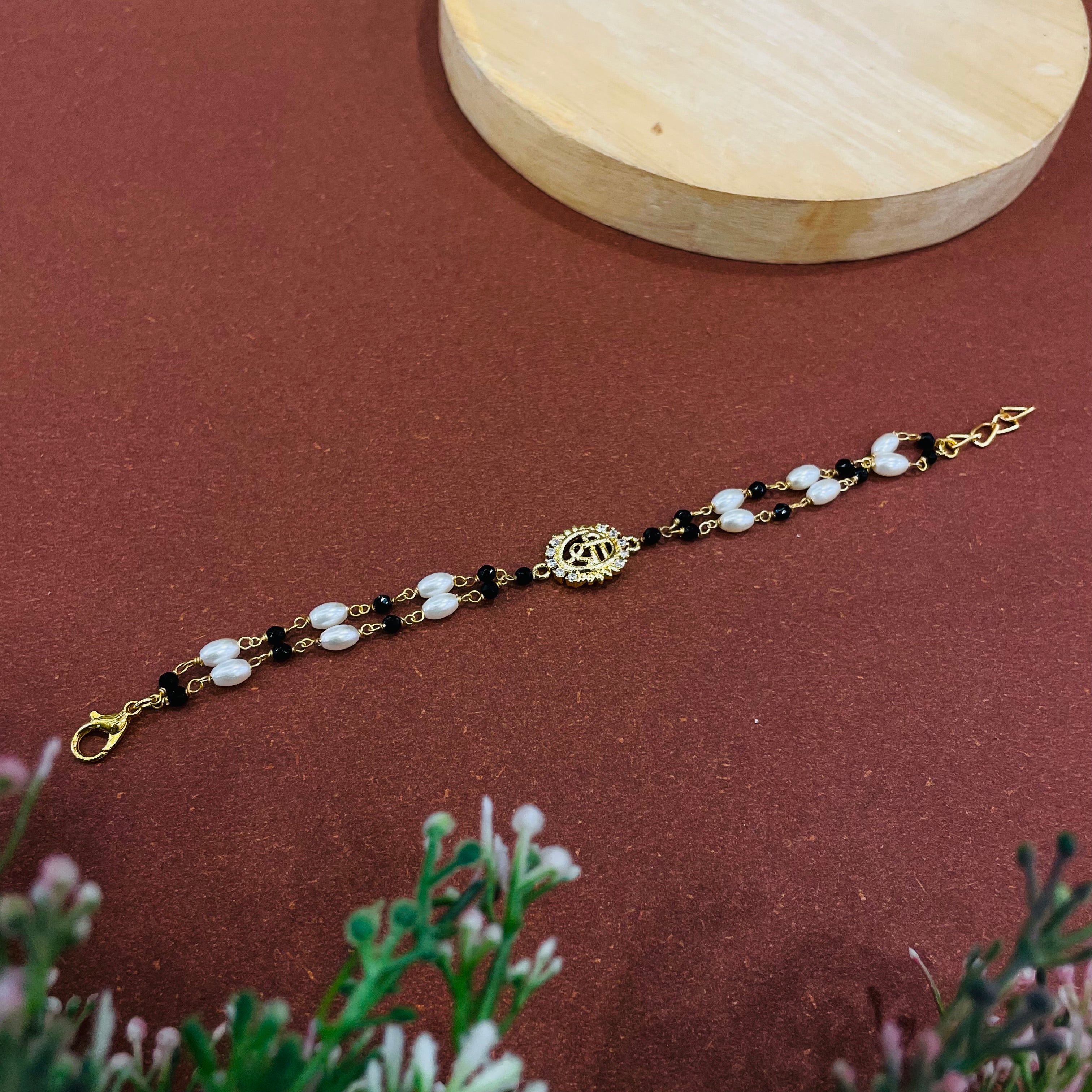 Nayaab Noor Bracelets