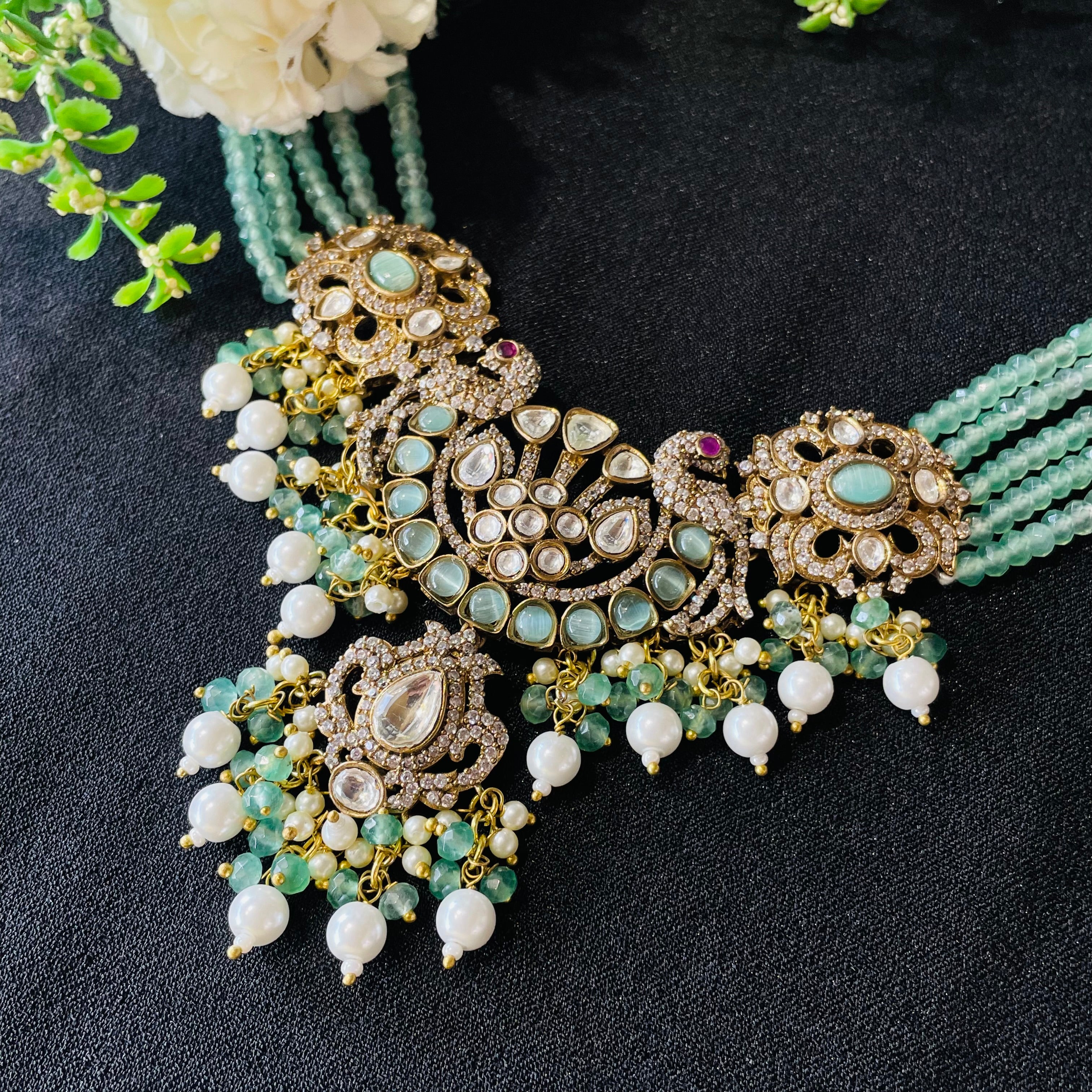 Nayaab Hira Neckpiece-mint green