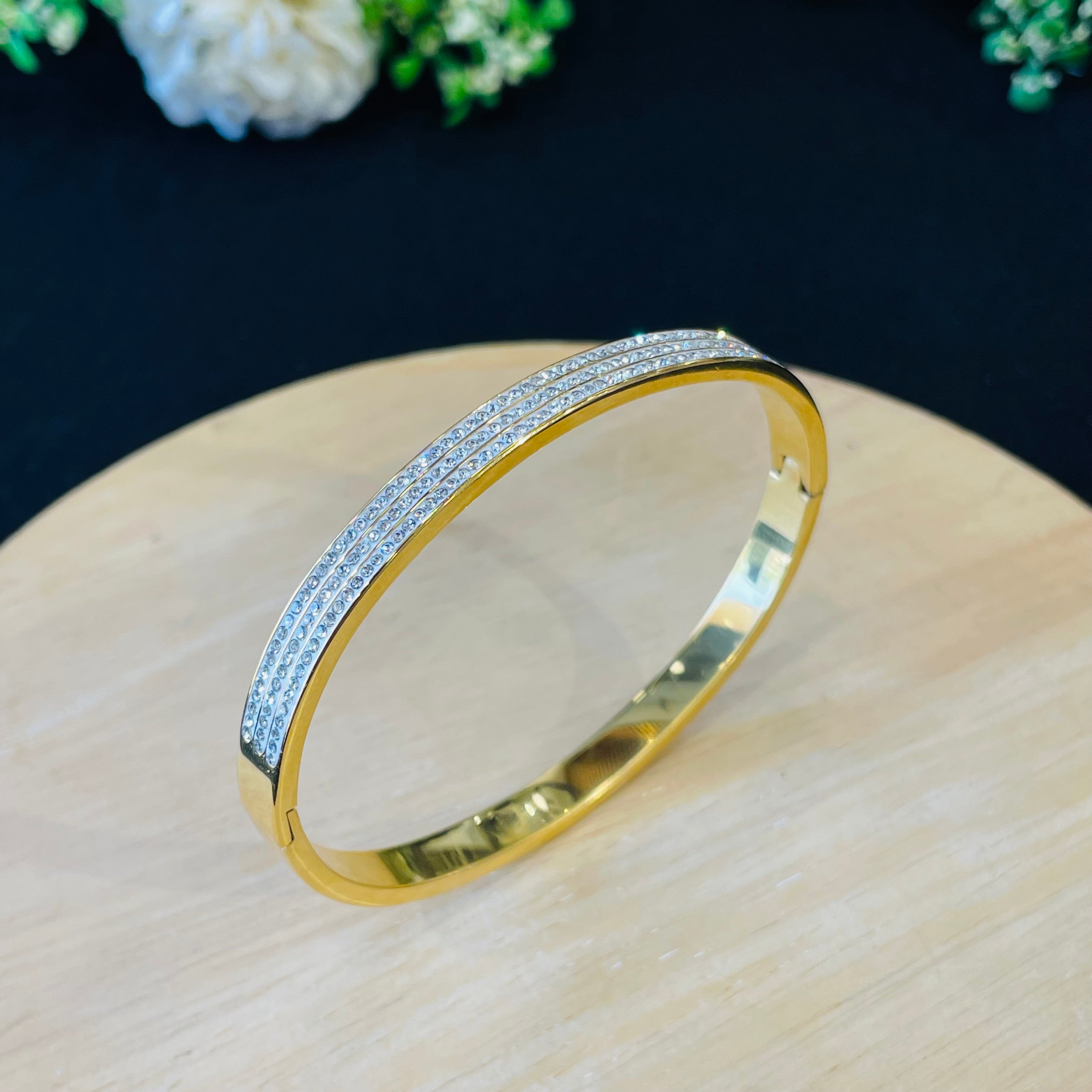 Layla Viral bracelet 02