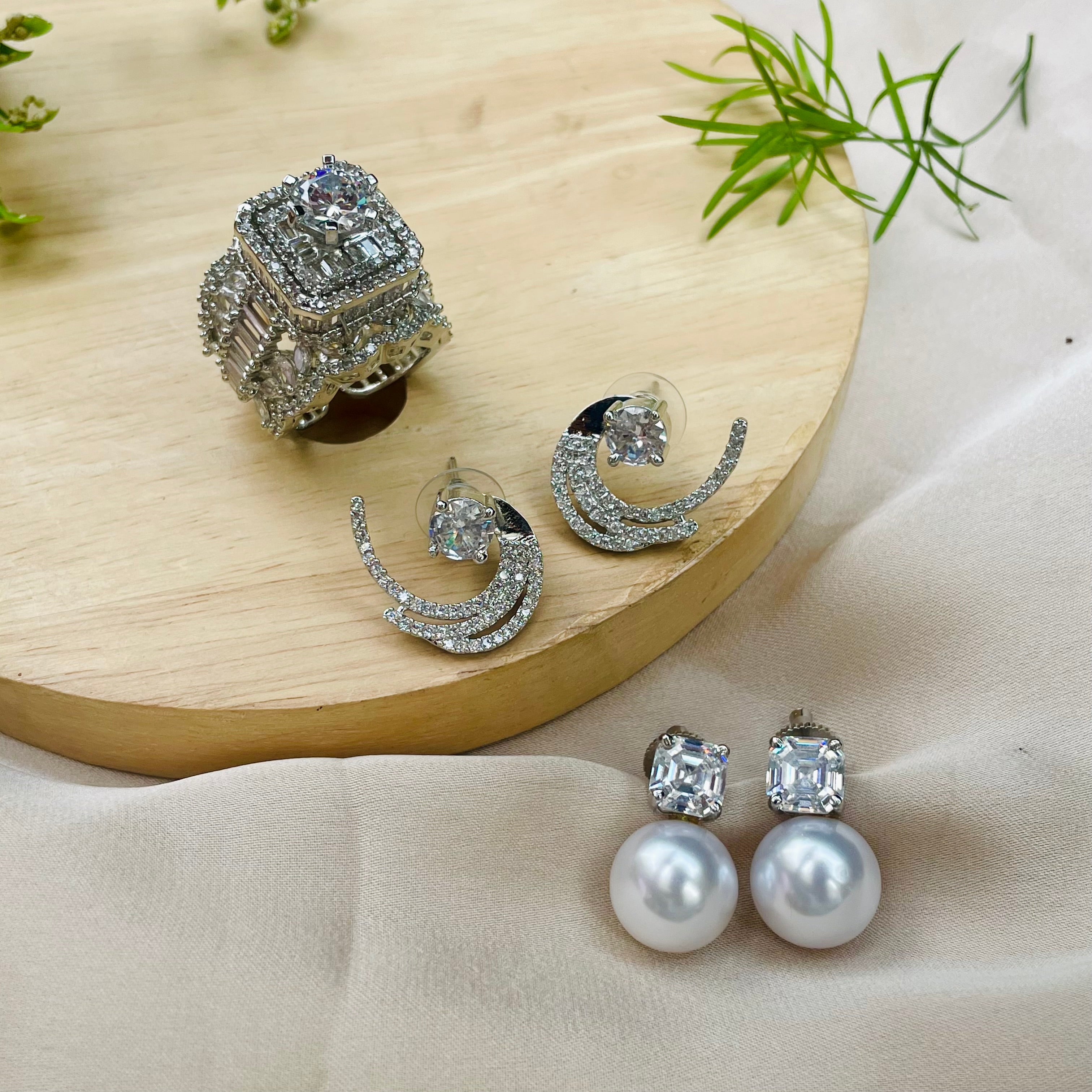 Ad Marya ring with studs combo