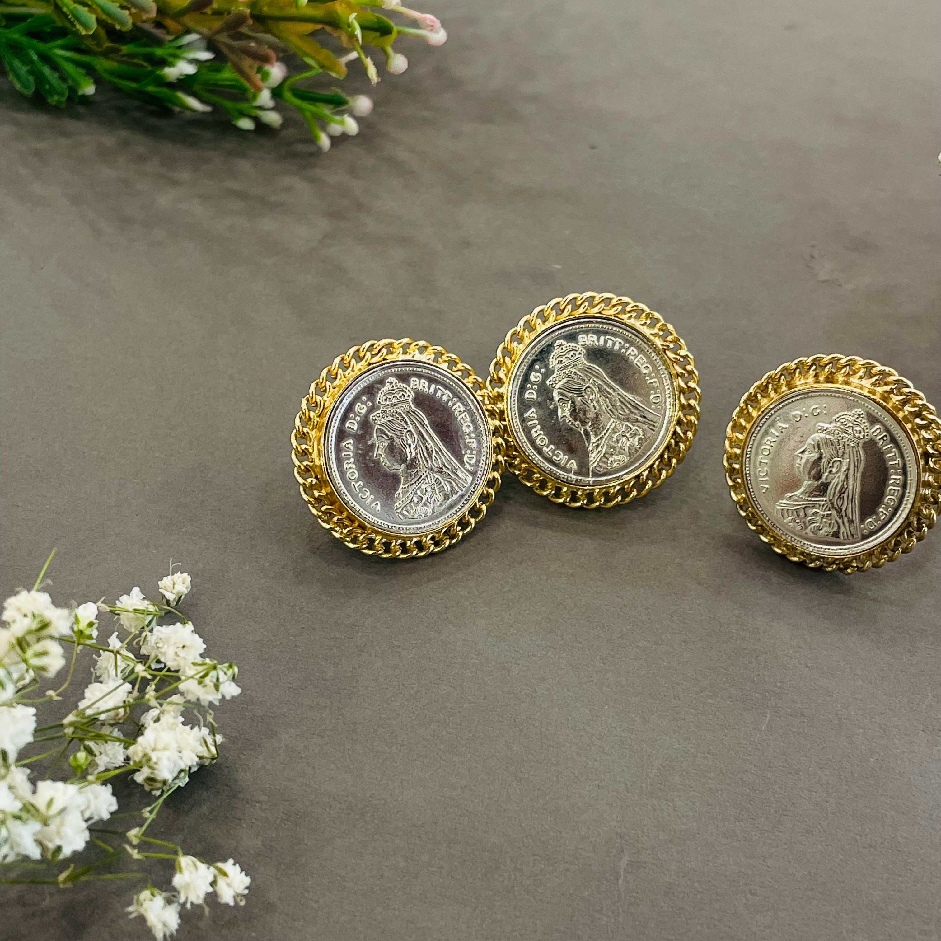 Nayaab kiara studs with ring combo