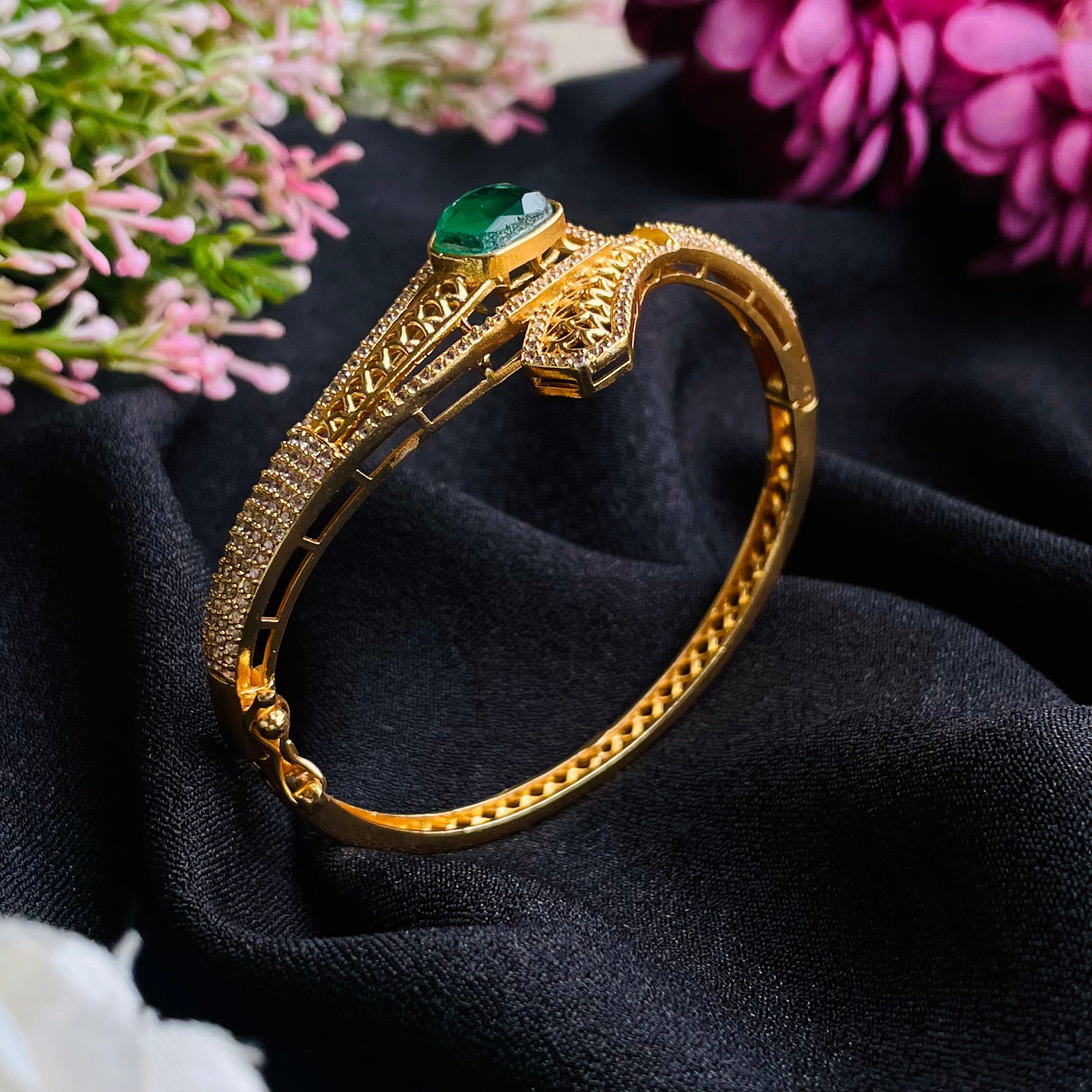 Nayaab Saanvi Bracelet