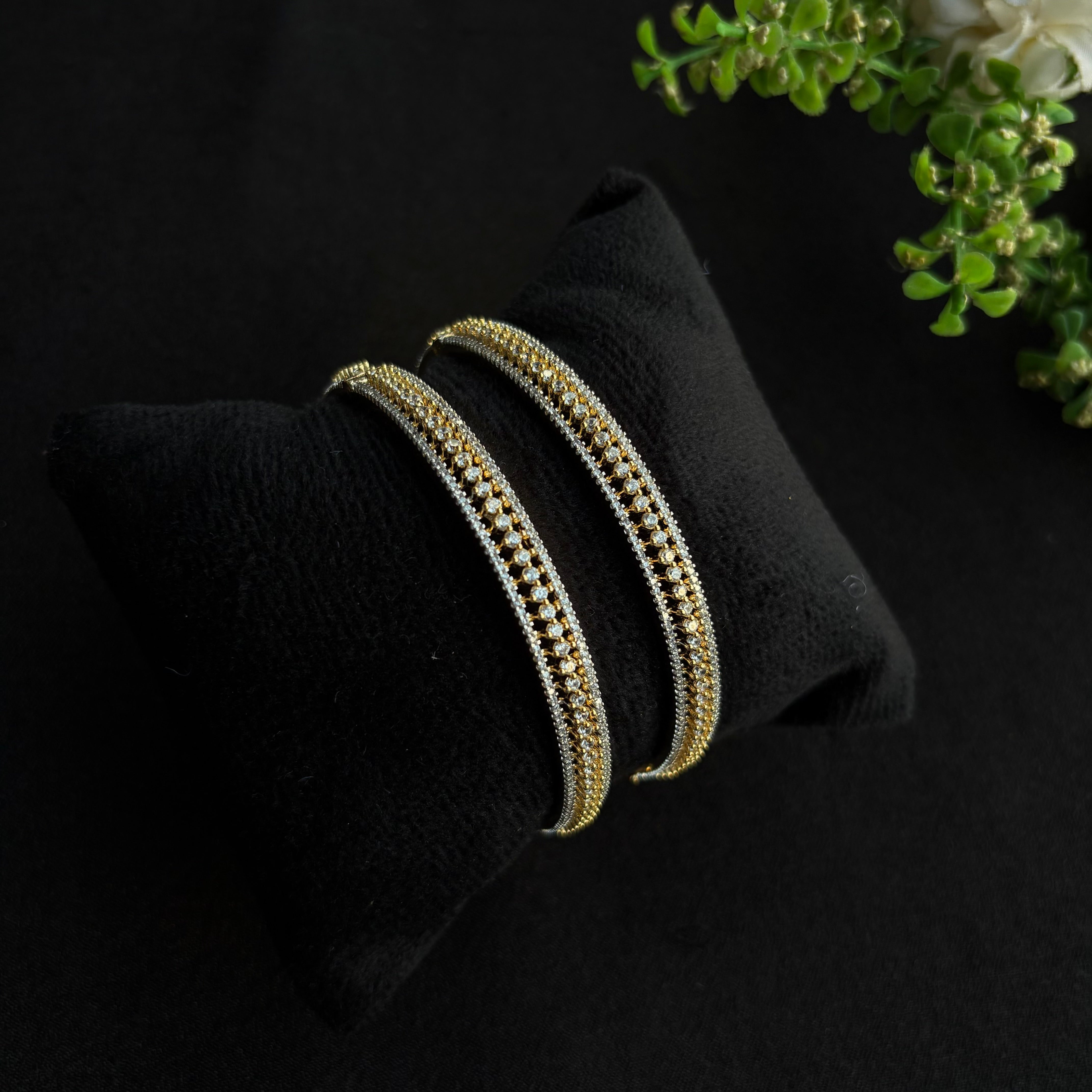 Ad Tara Bangles
