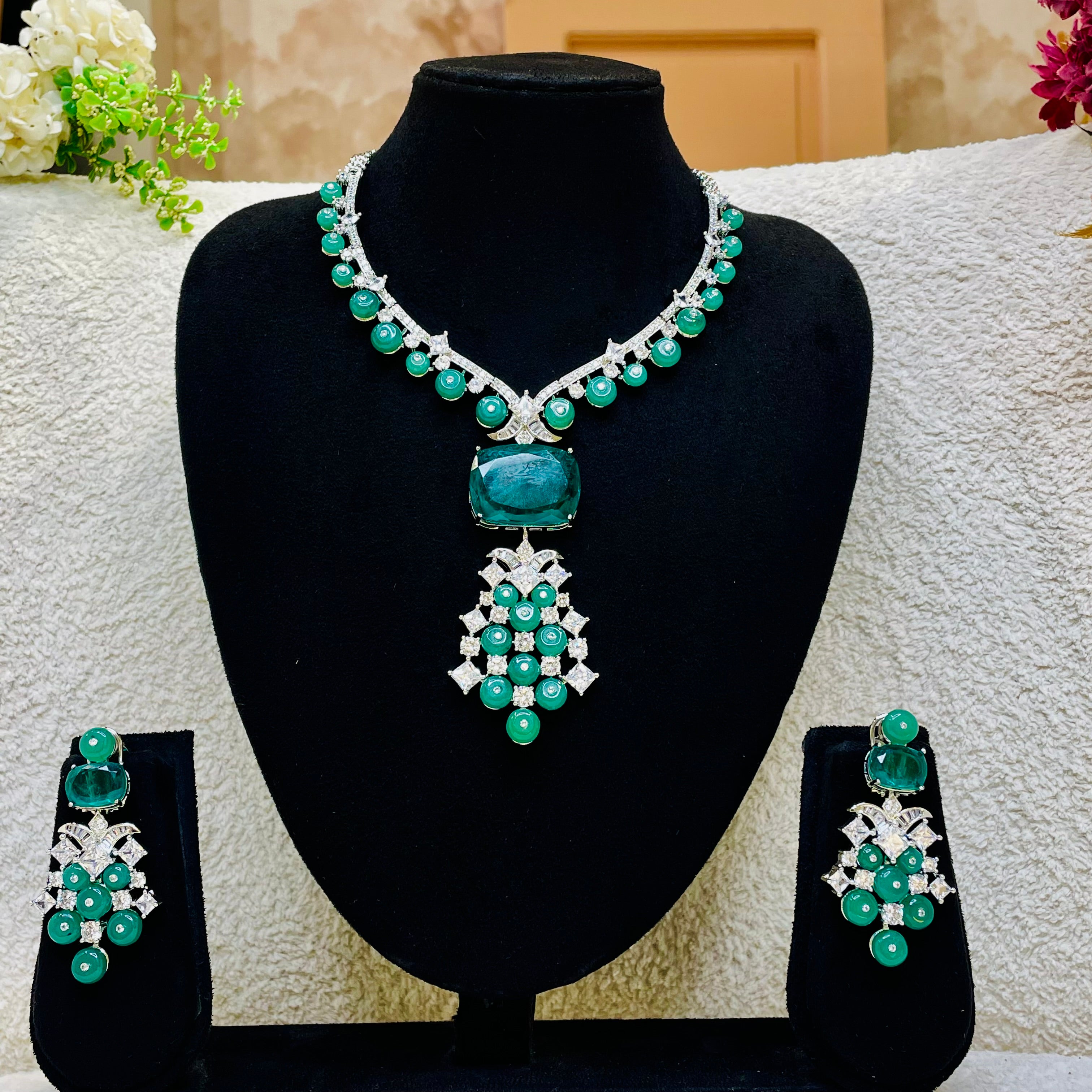 Ad Noor Neckpiece
