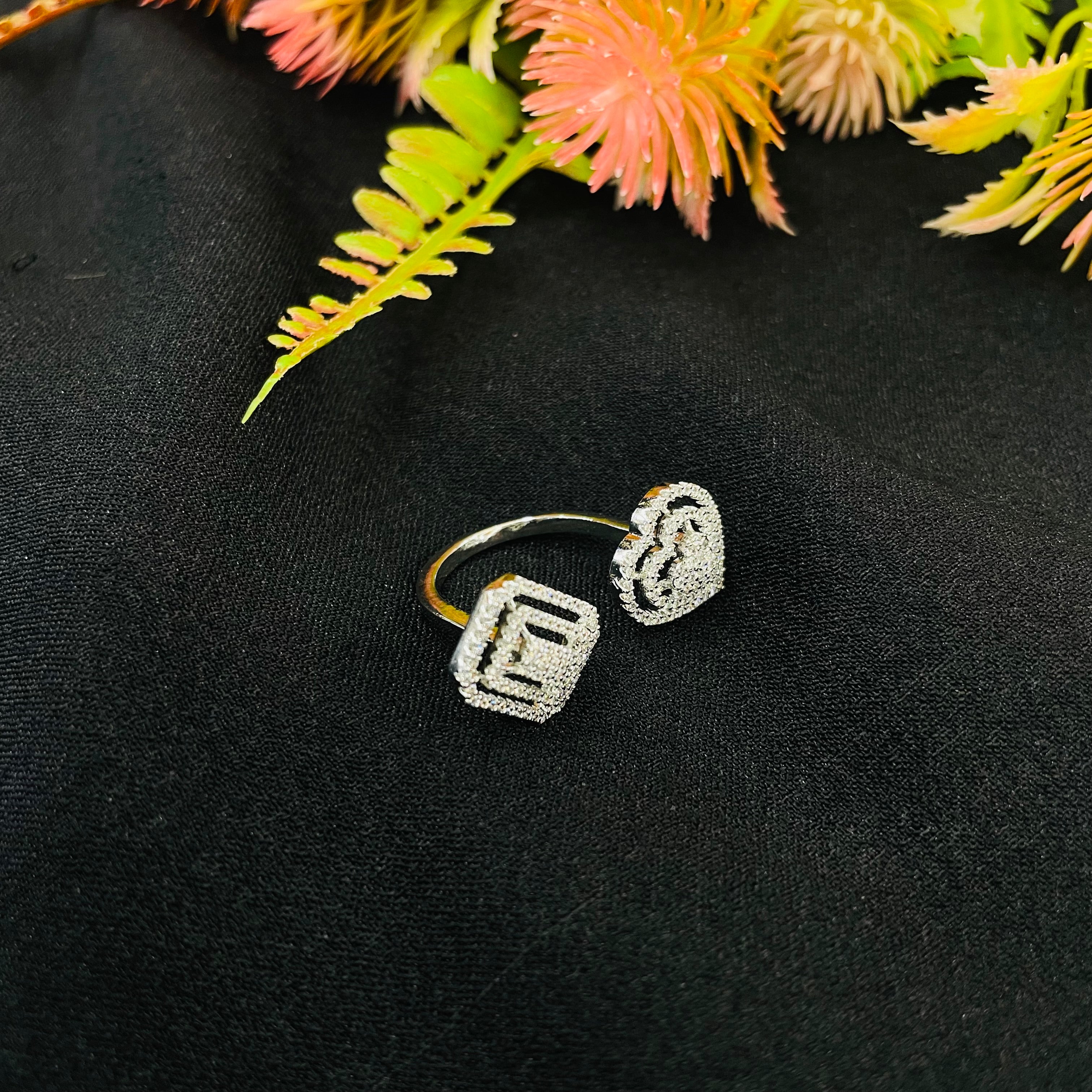 Ad Zephyra Ring