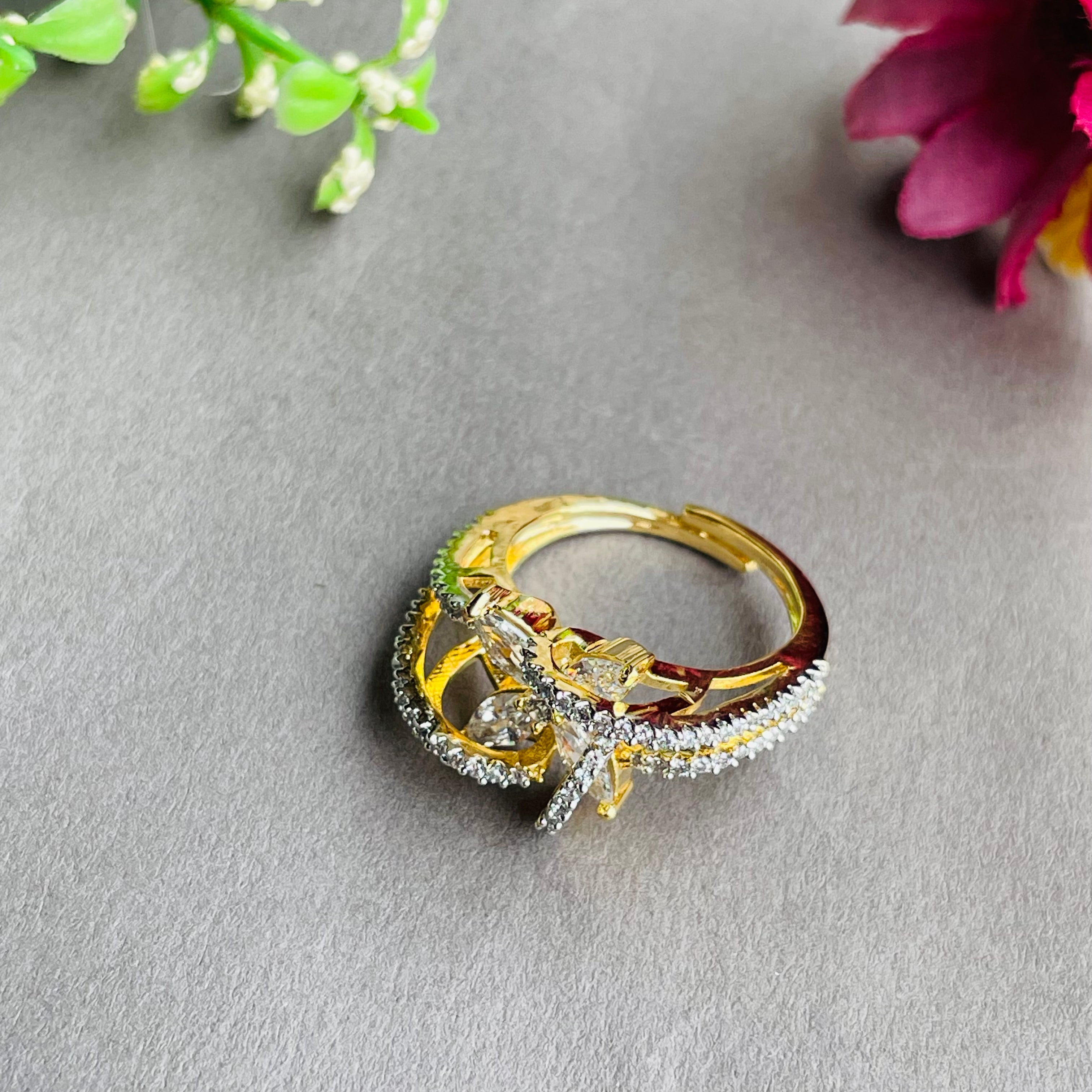 Ad Lainey ring