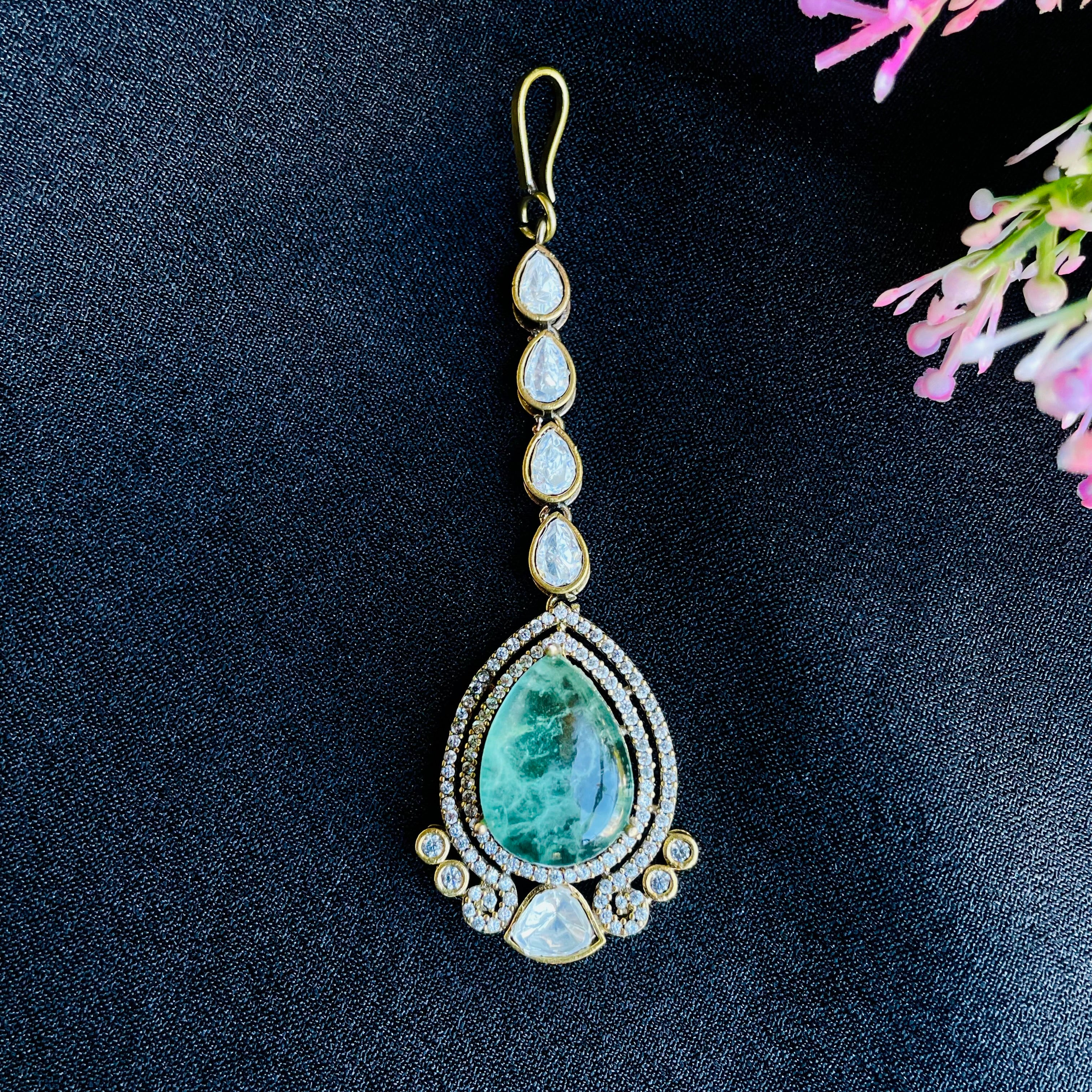 Nayaab Zaveri Polki Tikka