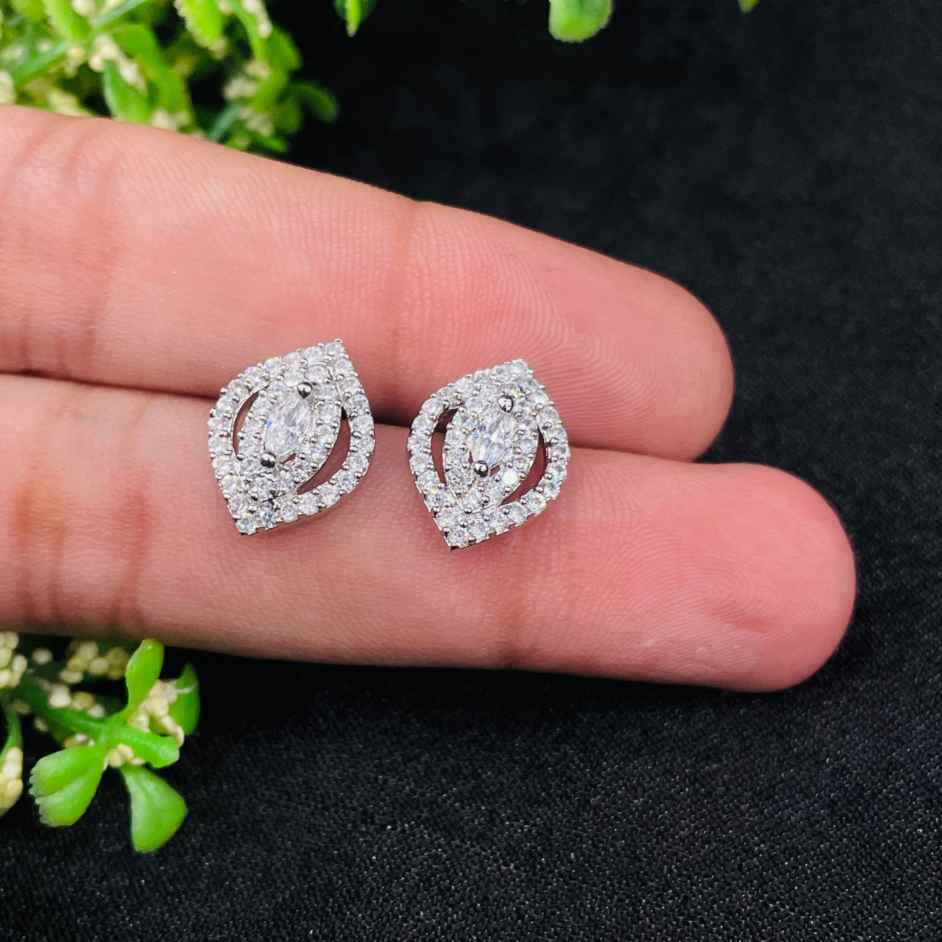 Ad Viral Studs Combo