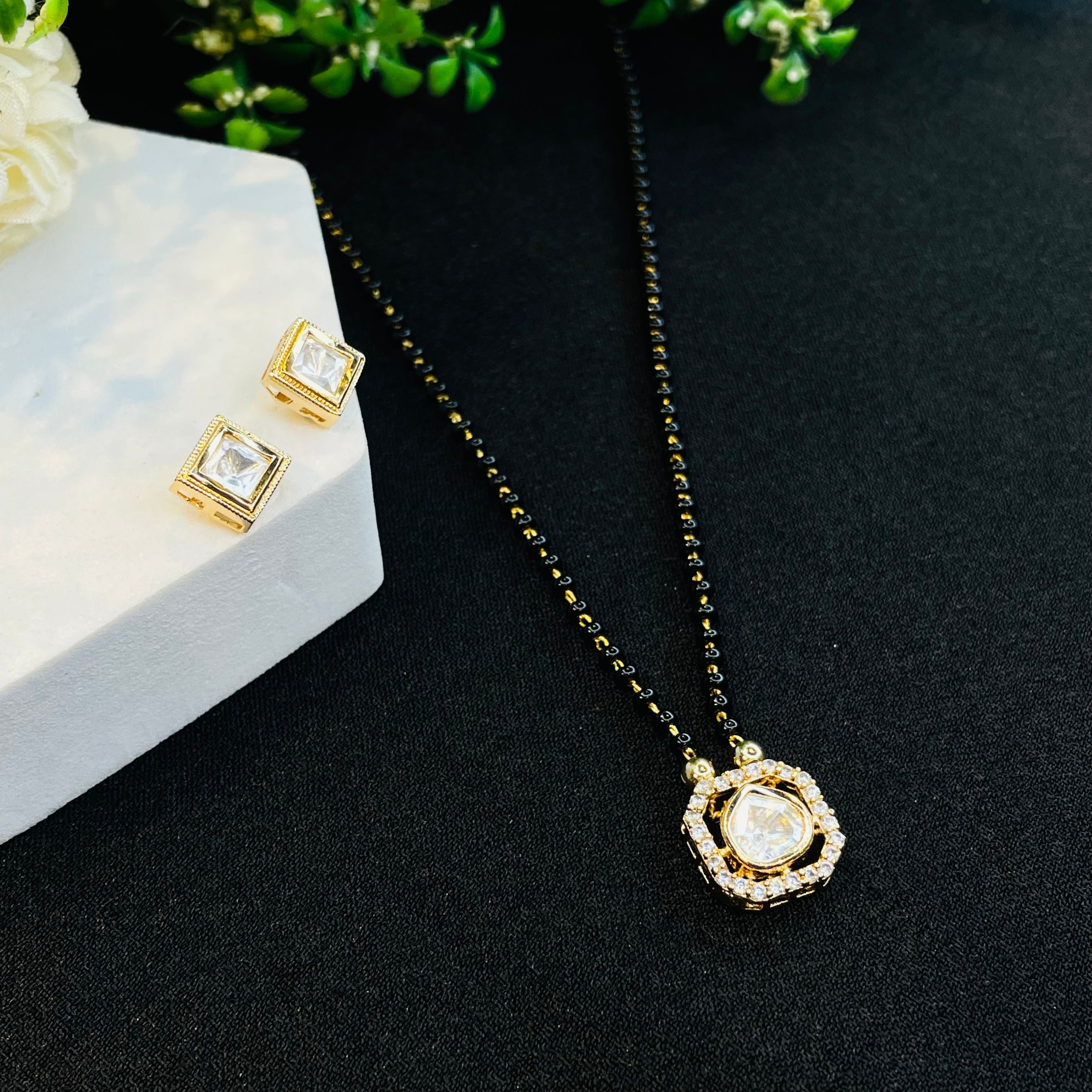 Nayaab Mahi mangalsutra